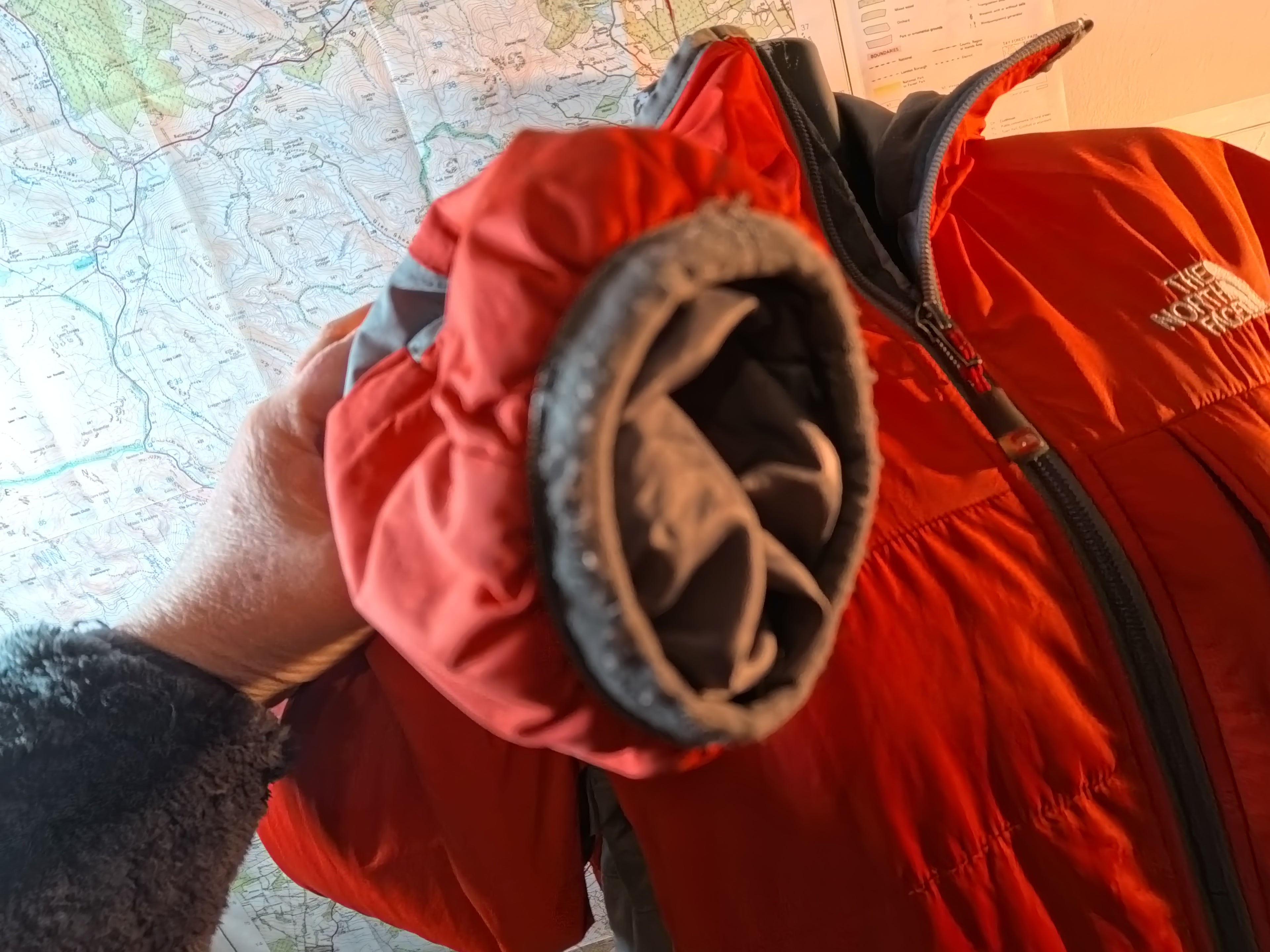 Women’s North Face Summit Series Redpoint Jacket Size M