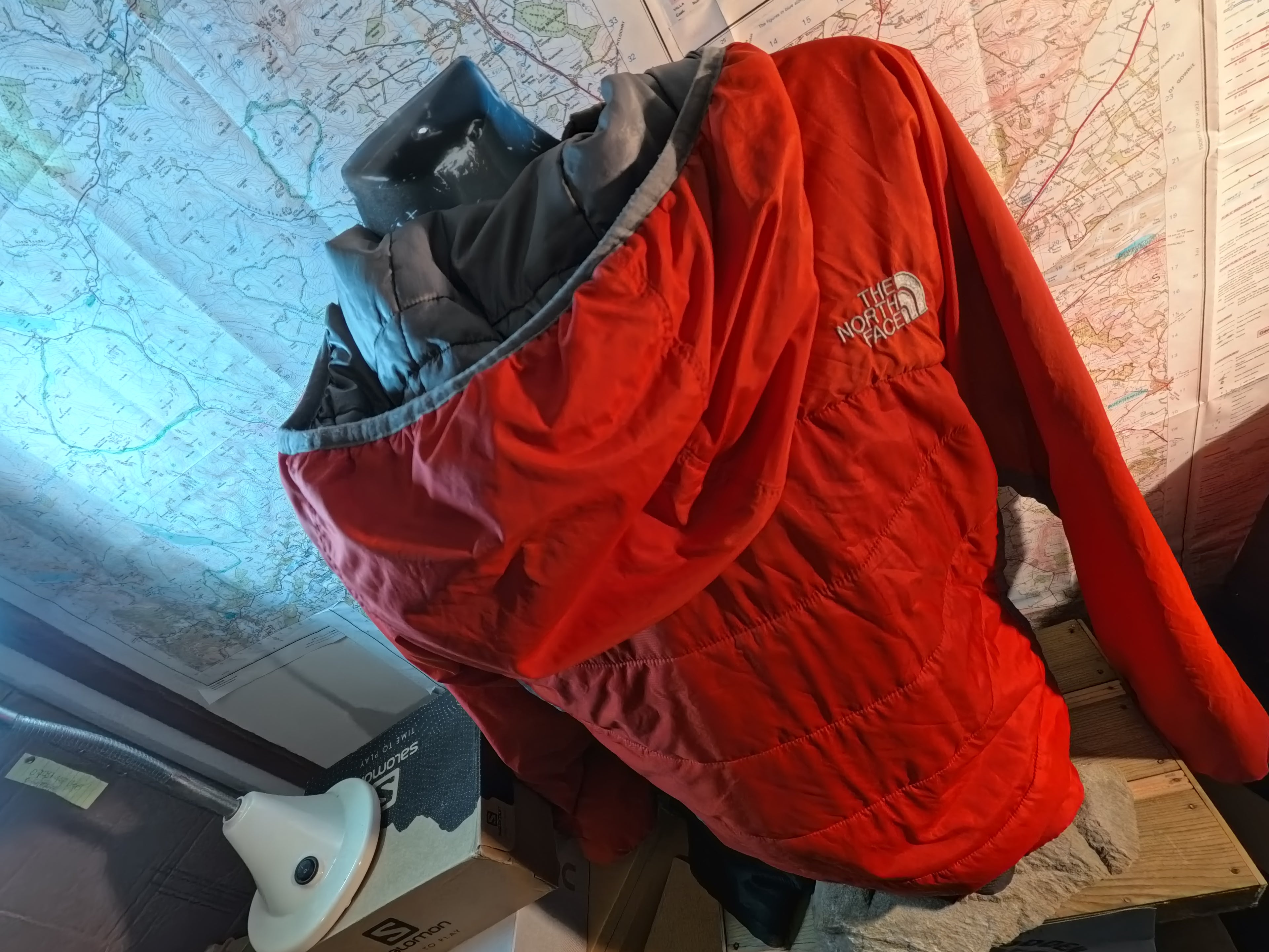 Women’s North Face Summit Series Redpoint Jacket Size M