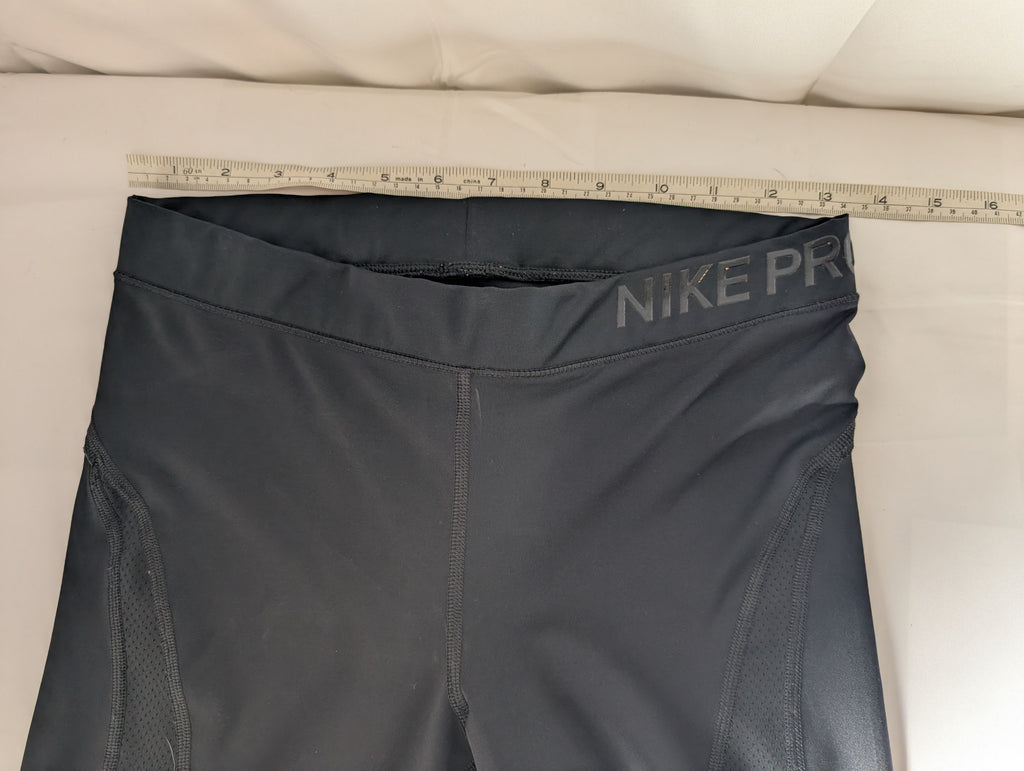Nike Pro 'Hypercool',  women's cropped exercise Leggings, size M (CL0005)