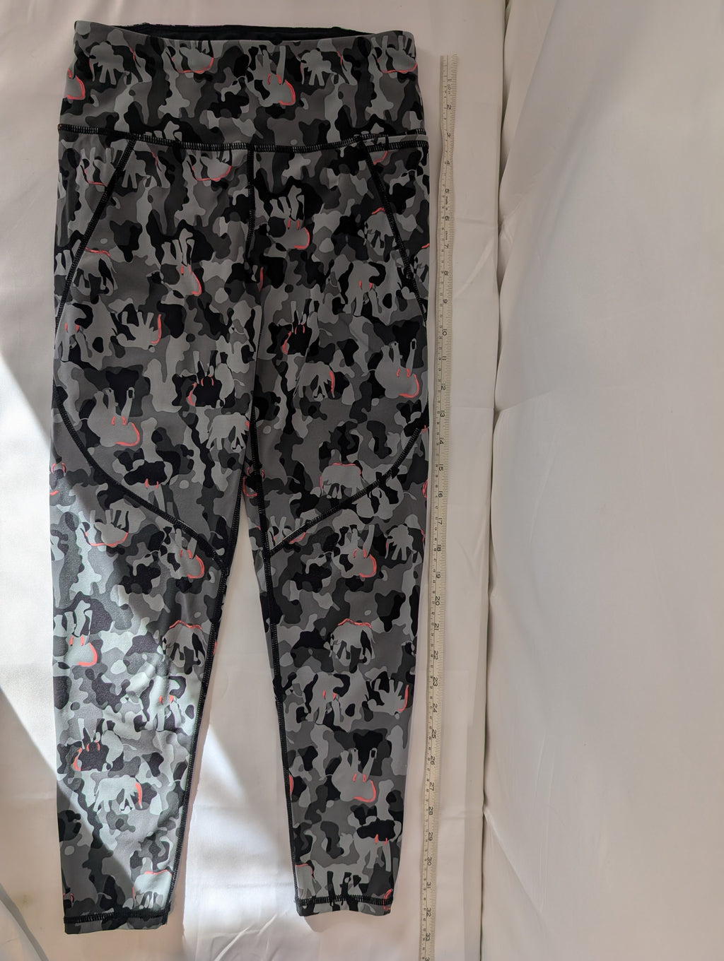 Sweaty Betty,  Power Workout Leggings 7/8 Length,  size XS (CL0001)