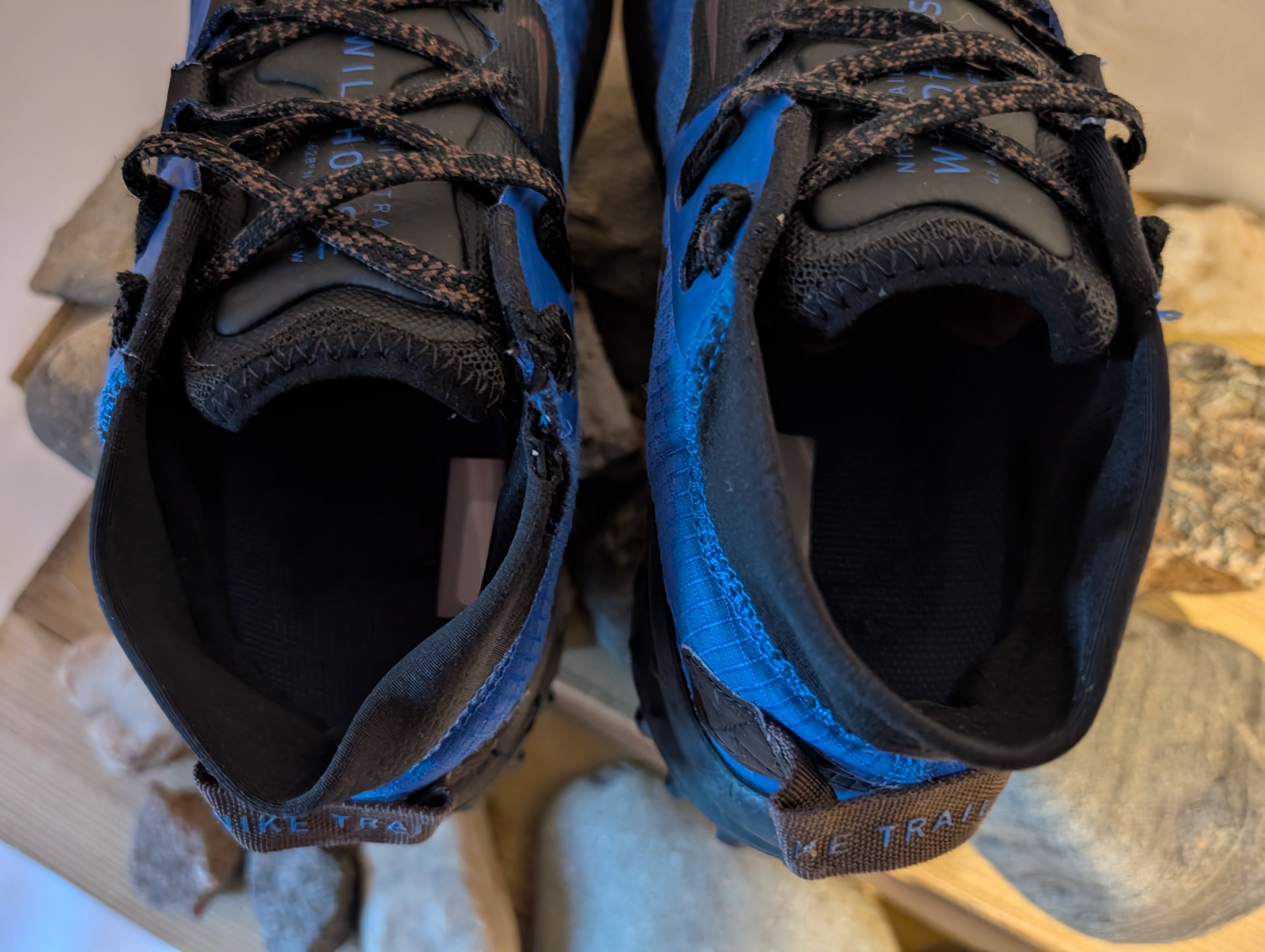 Nike, Wildhorse 6, Trail running shoes,  size 6 (F0060)