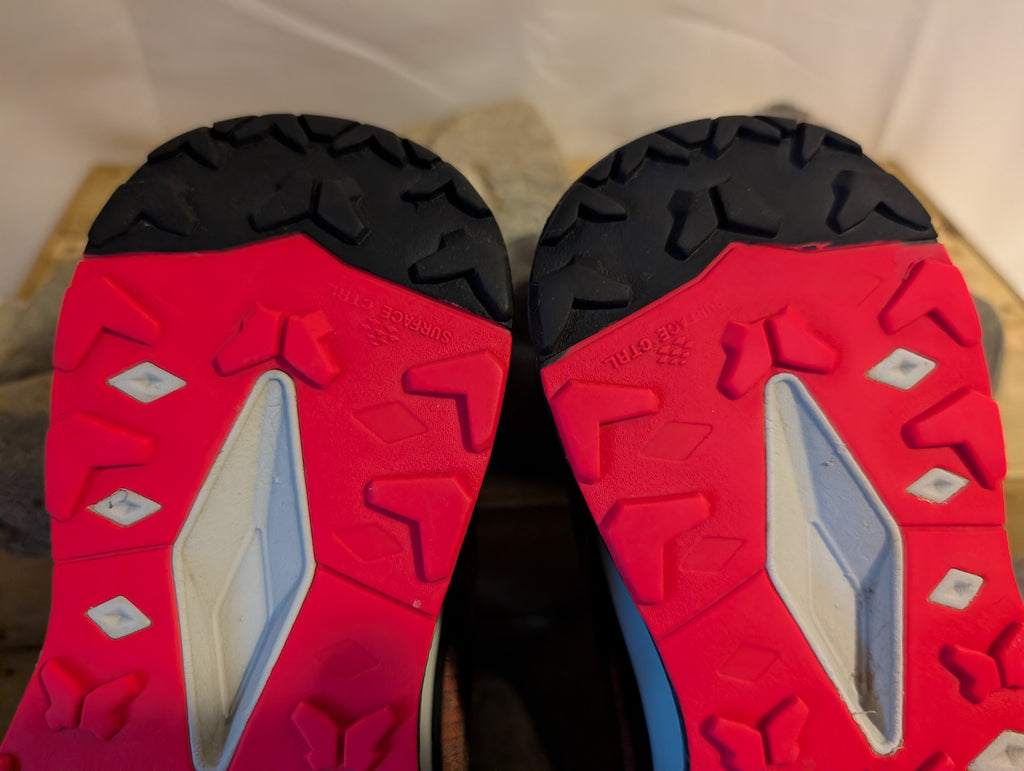 North Face, Vectiv Infinite, Coral & Black, Women’s Trail Running Shoes, UK Size 7
