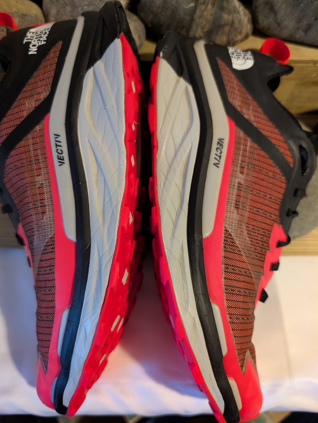North Face, Vectiv Infinite, Coral & Black, Women’s Trail Running Shoes, UK Size 7