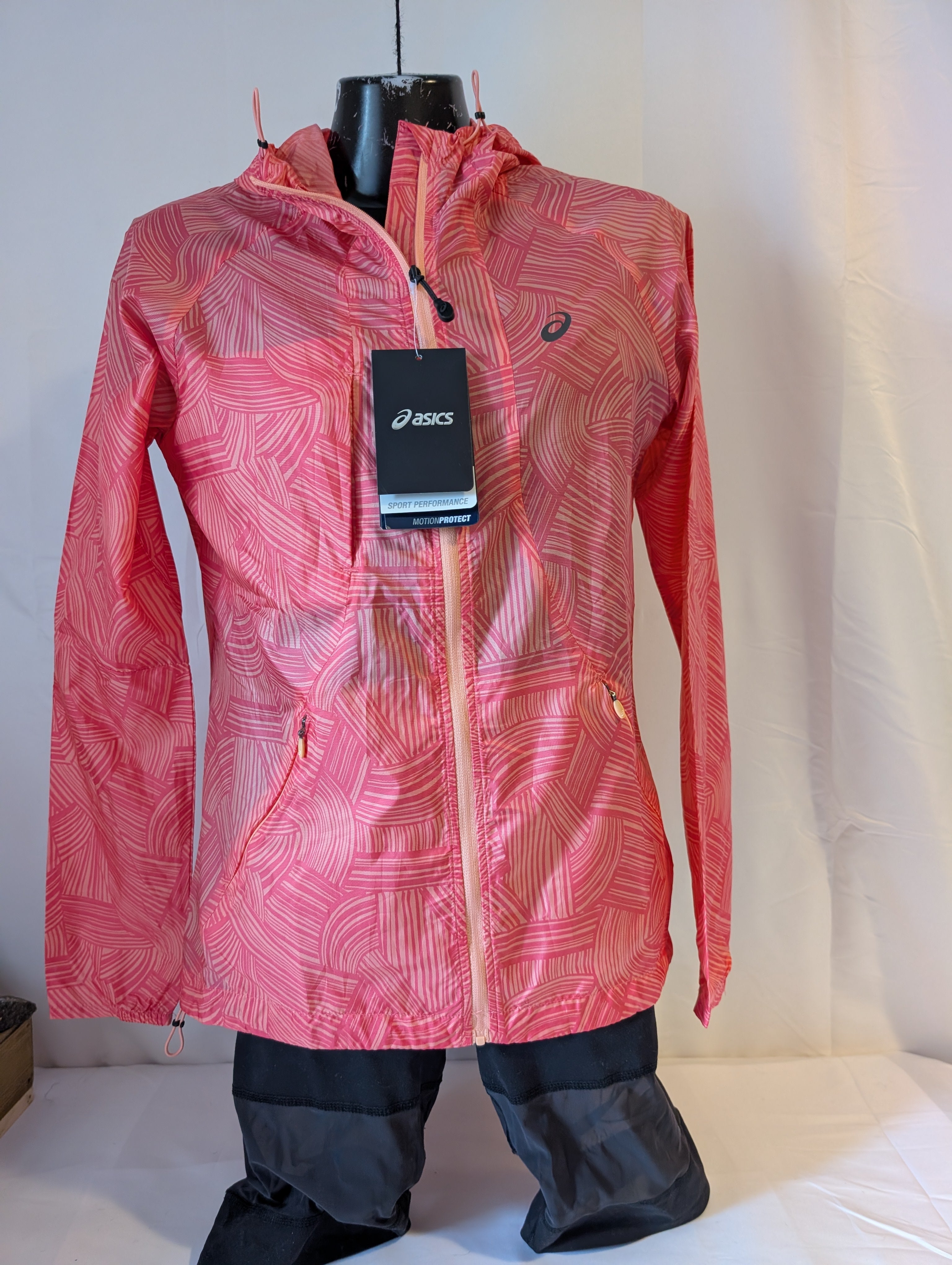 Asics, FuzeX womens running jacket, Peach, Size S (Ref. CJ0016)