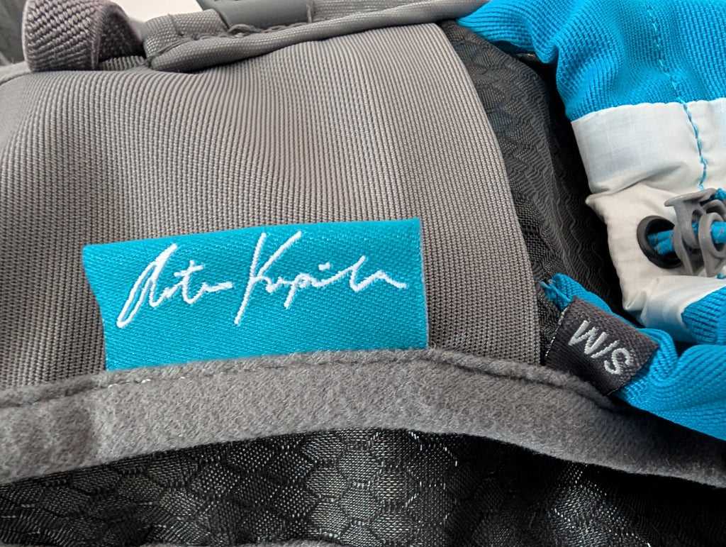 Ultimate Direction AK Race Vest 2.0, Grey & Blue, Size S/M (AH0008)