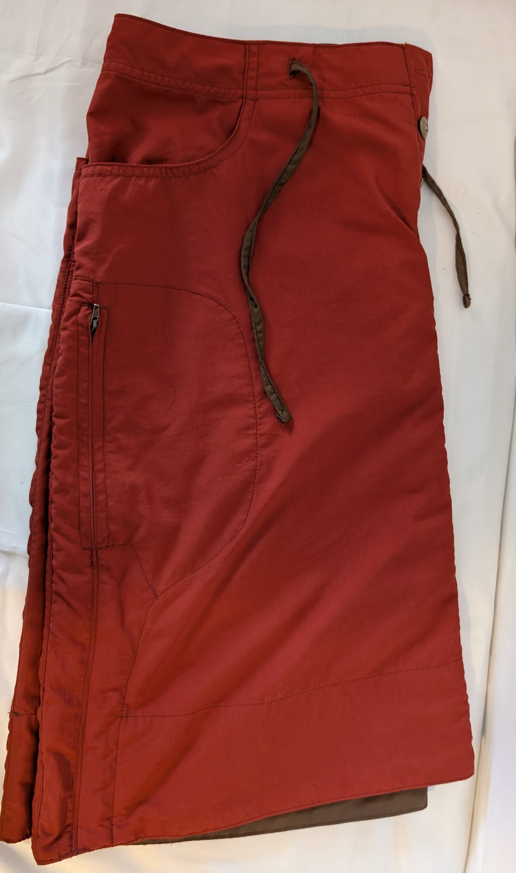 Mountain Hardwear ‘Arroyo’ Skirt, Women’s, Brick red, Label Size 10 (BNWT) Ref. CS0012
