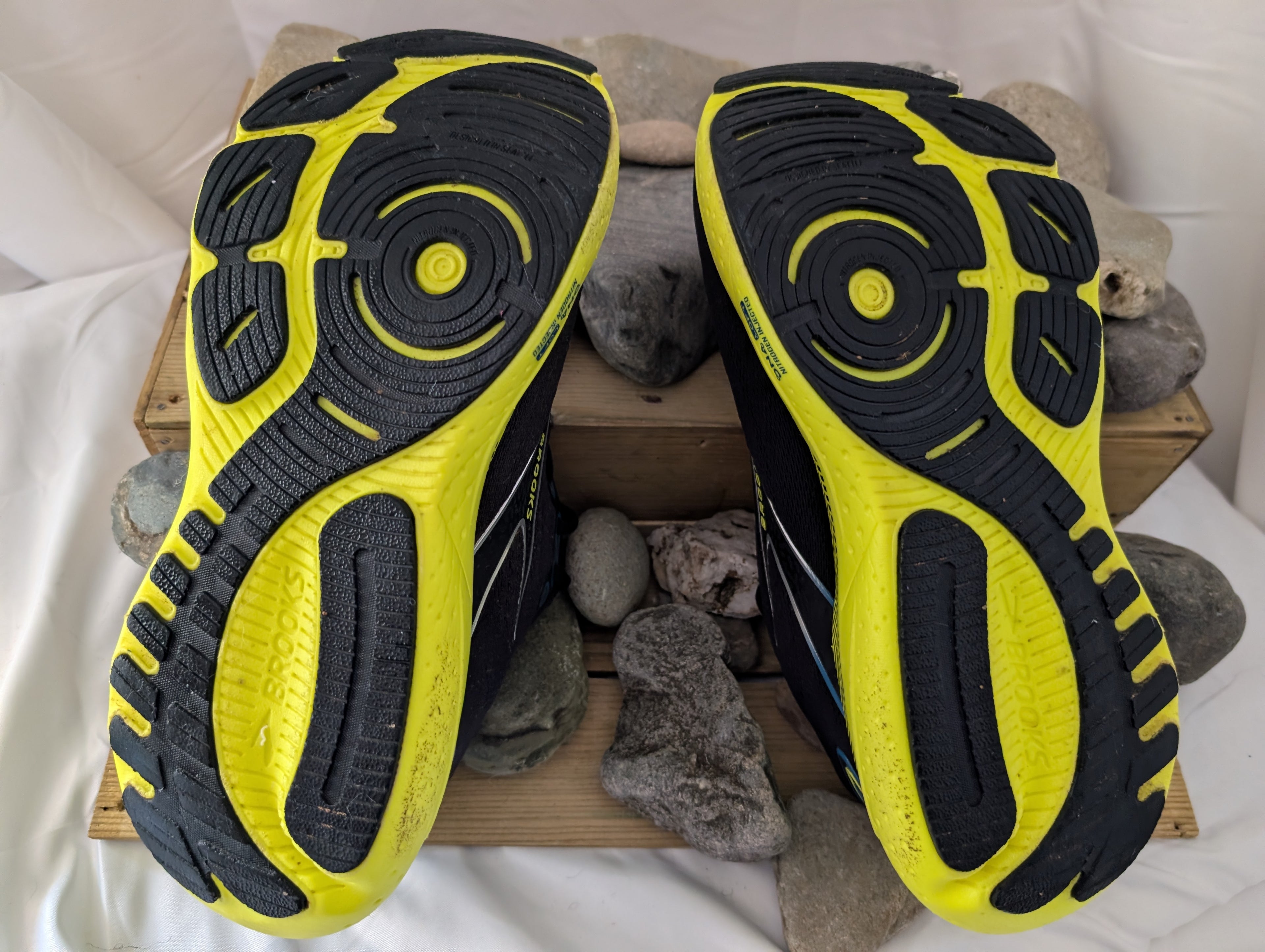 Brooks, Glycerin GTS 21, Road running shoes, Black/Yellow ( 8.5 D ) (F0089)