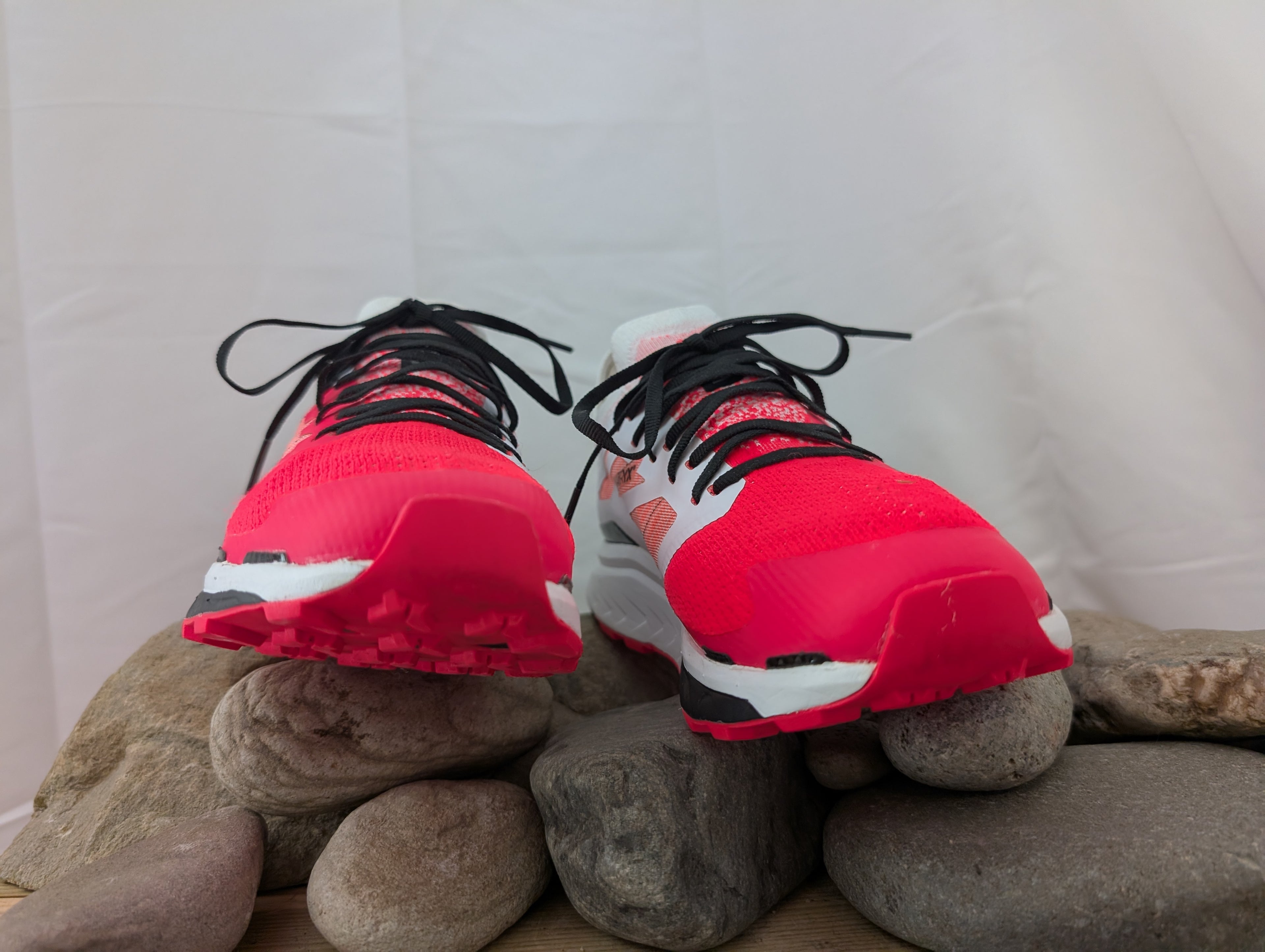 North Face, Vectiv Flight Series, Trail running shoes, pink/white, Size 4, F0092