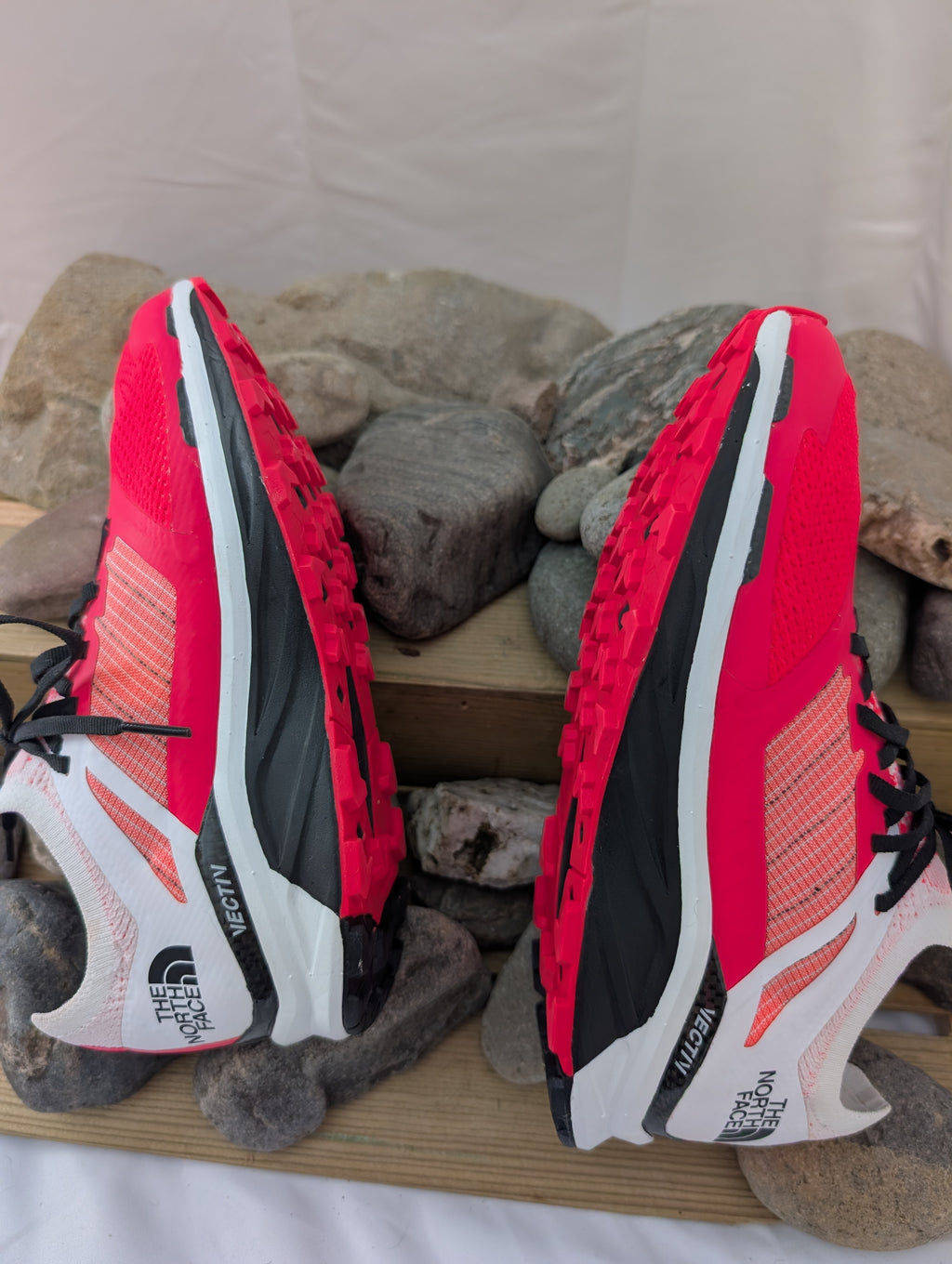 North Face, Vectiv Flight Series, Trail running shoes, pink/white, Size 4, F0092