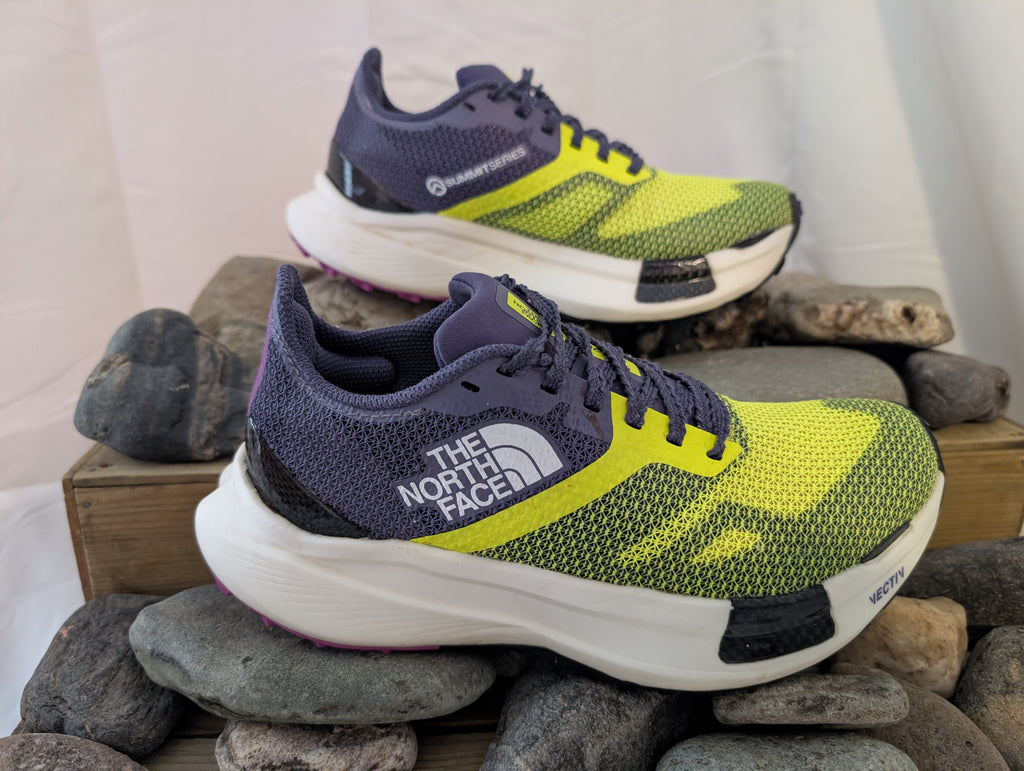 North Face, Summit Vectiv Pro, Trail running shoes, Yellow/Grey, Size 4.5, F0093