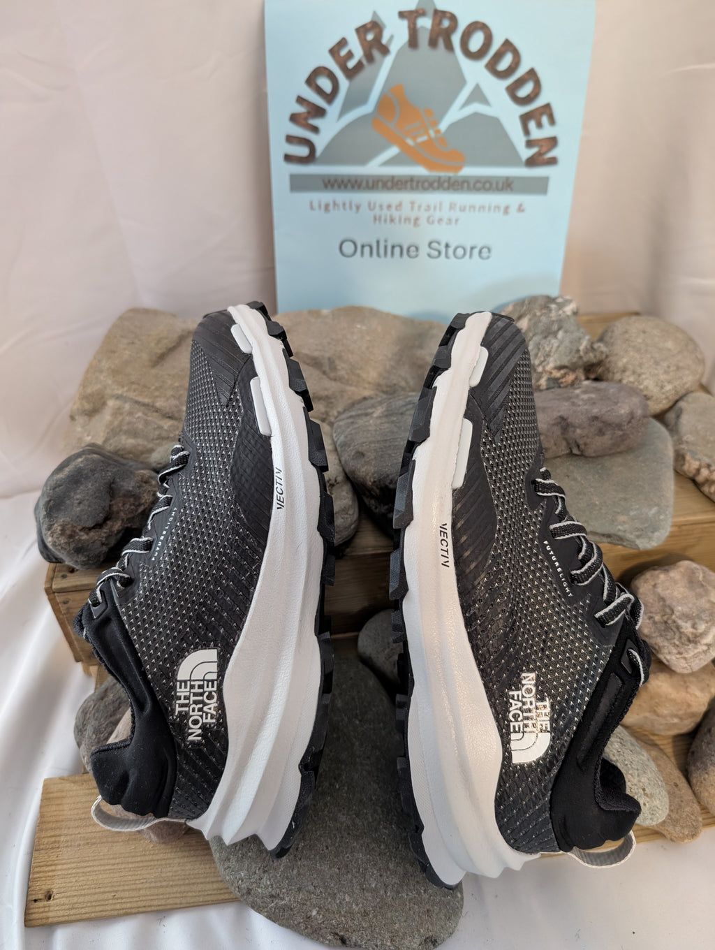 The North Face, Vectiv Fastpack Futurelight, Hiking FastPacking shoes, Size 4.5 (F0099)