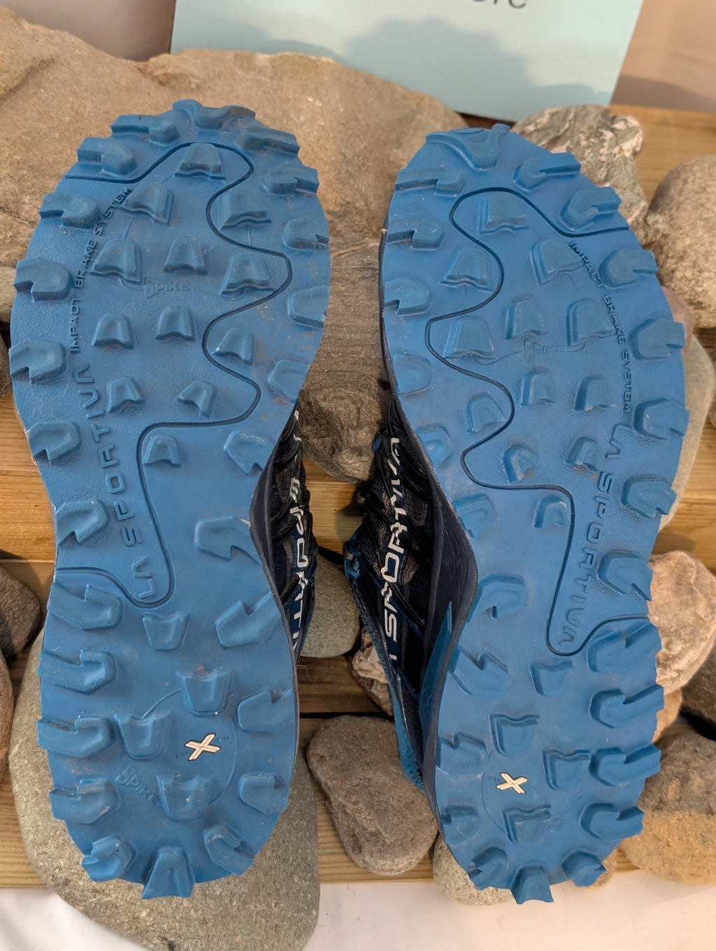La Sportiva, Mutant, Trail running shoes, Dark Blue (size 6.5) (Ref.F0100)