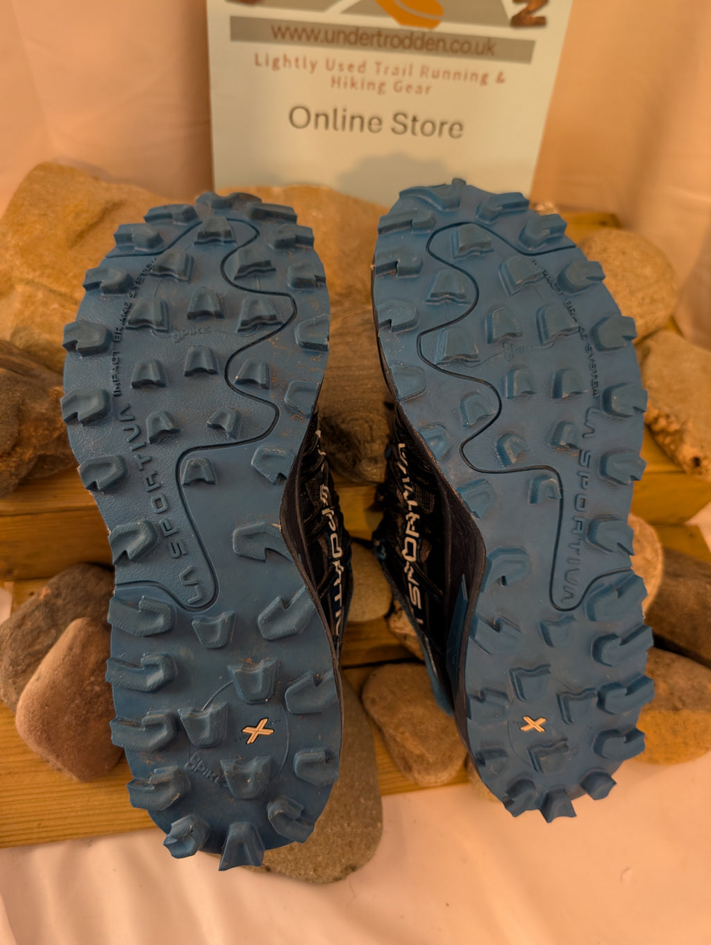 La Sportiva, Mutant, Trail running shoes, Dark Blue (size 6.5) (Ref.F0100)