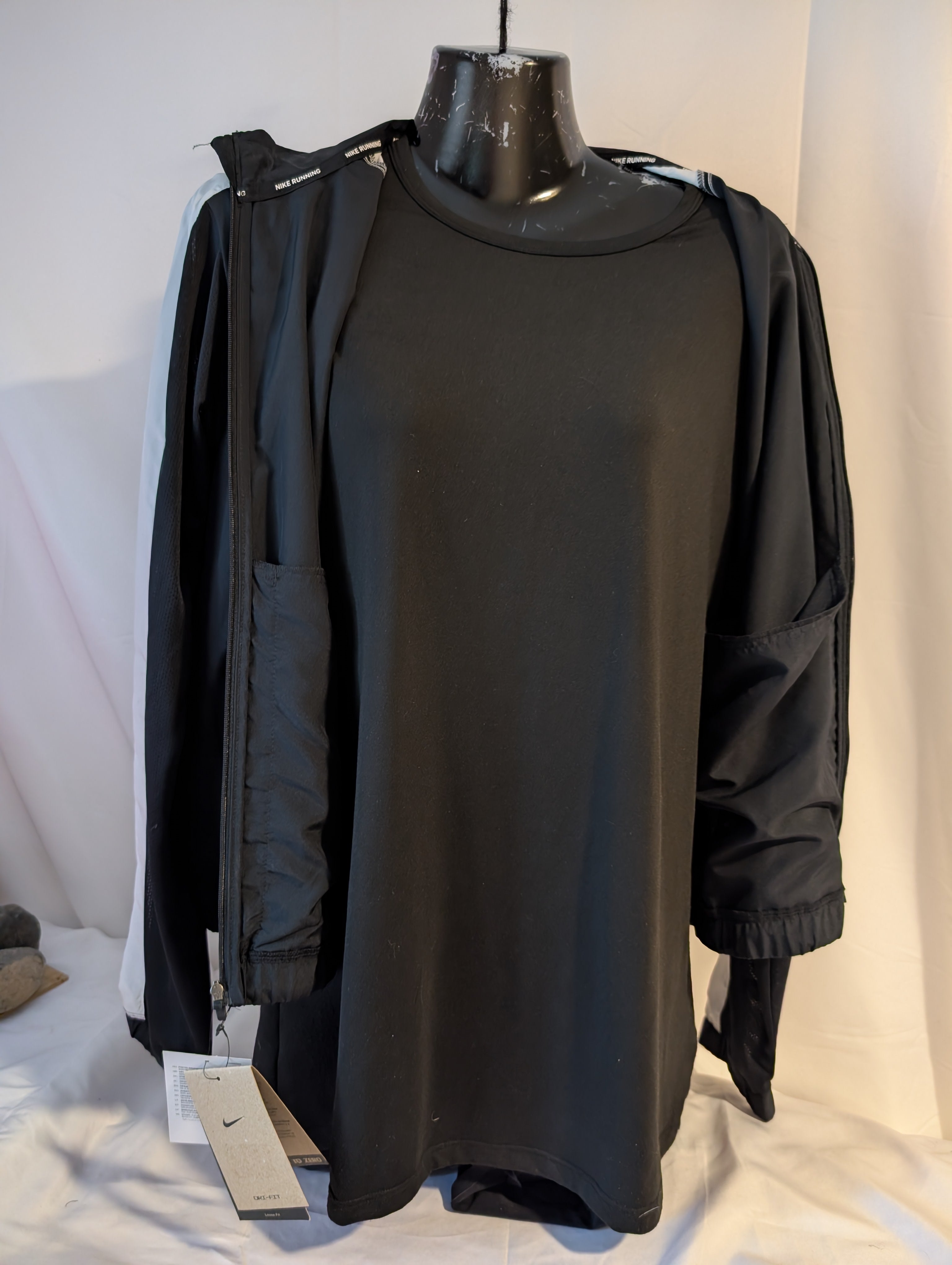 Nike, Dri-Fit Swoosh Run, Women’s Running Jacket, BNWT, size S (CJ0032)