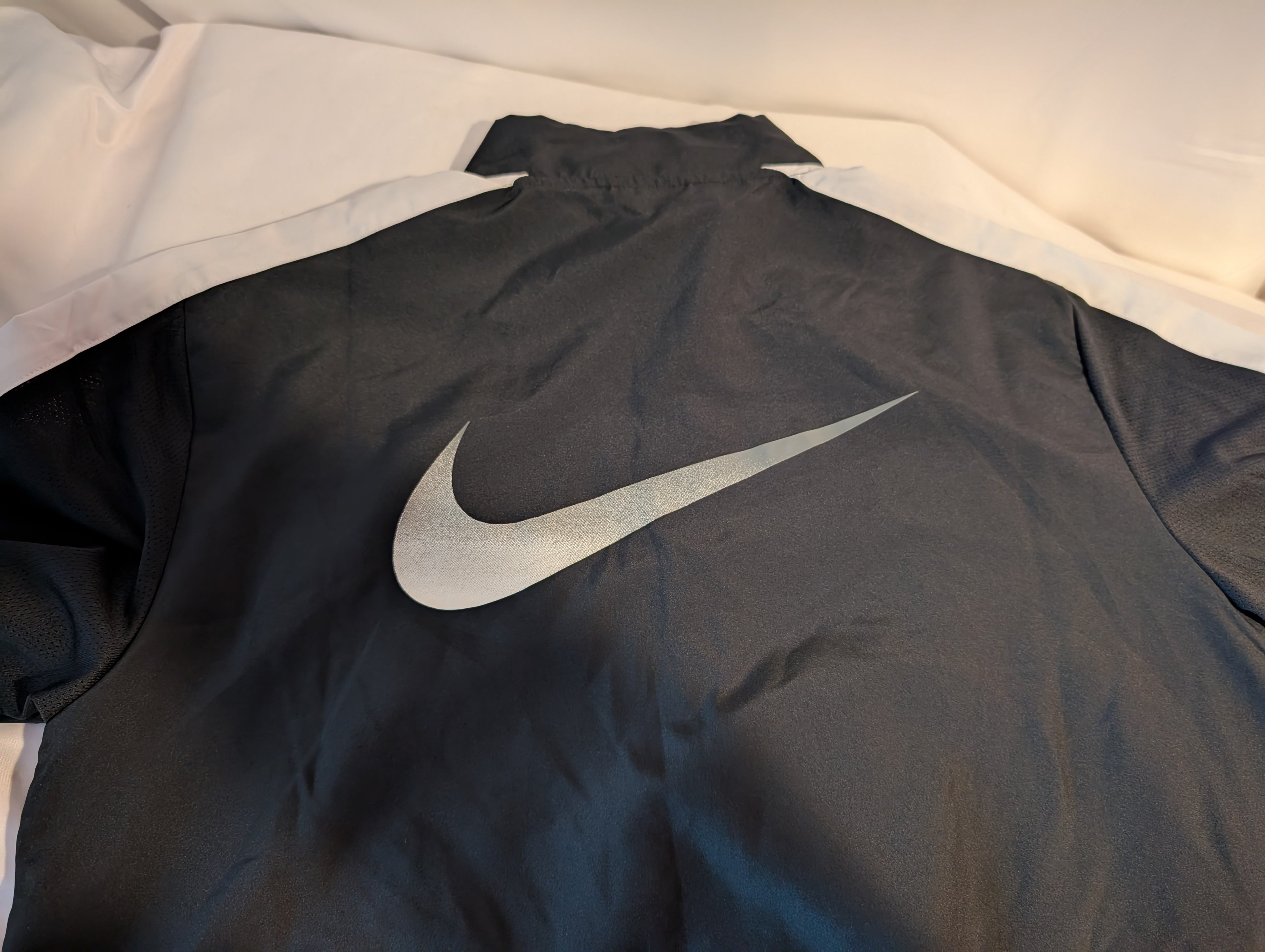 Nike, Dri-Fit Swoosh Run, Women’s Running Jacket, BNWT, size S (CJ0032)