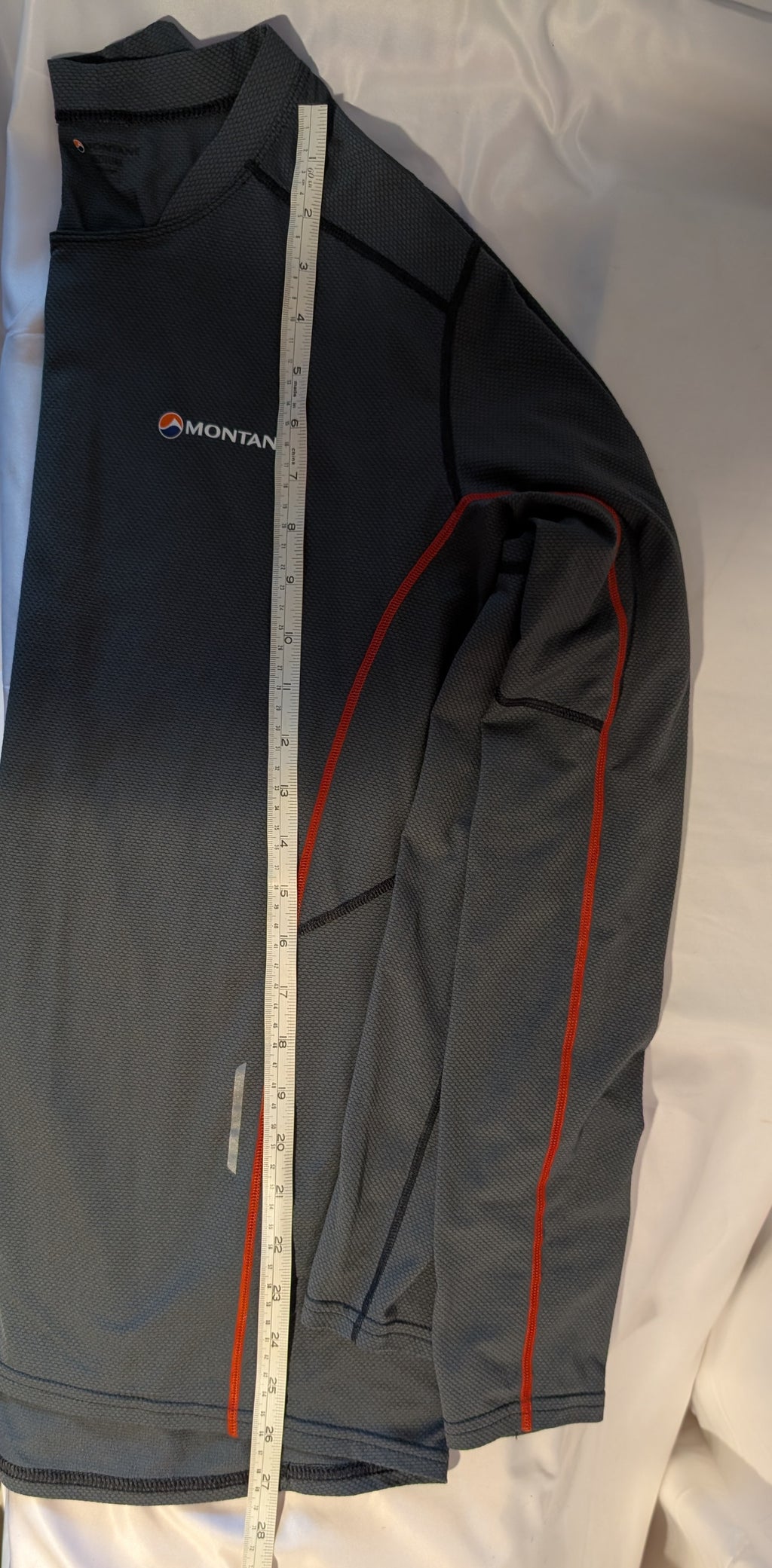 Montane, VIA Razor, Men’s long-sleeved running top, Grey, size M, CT0010.
