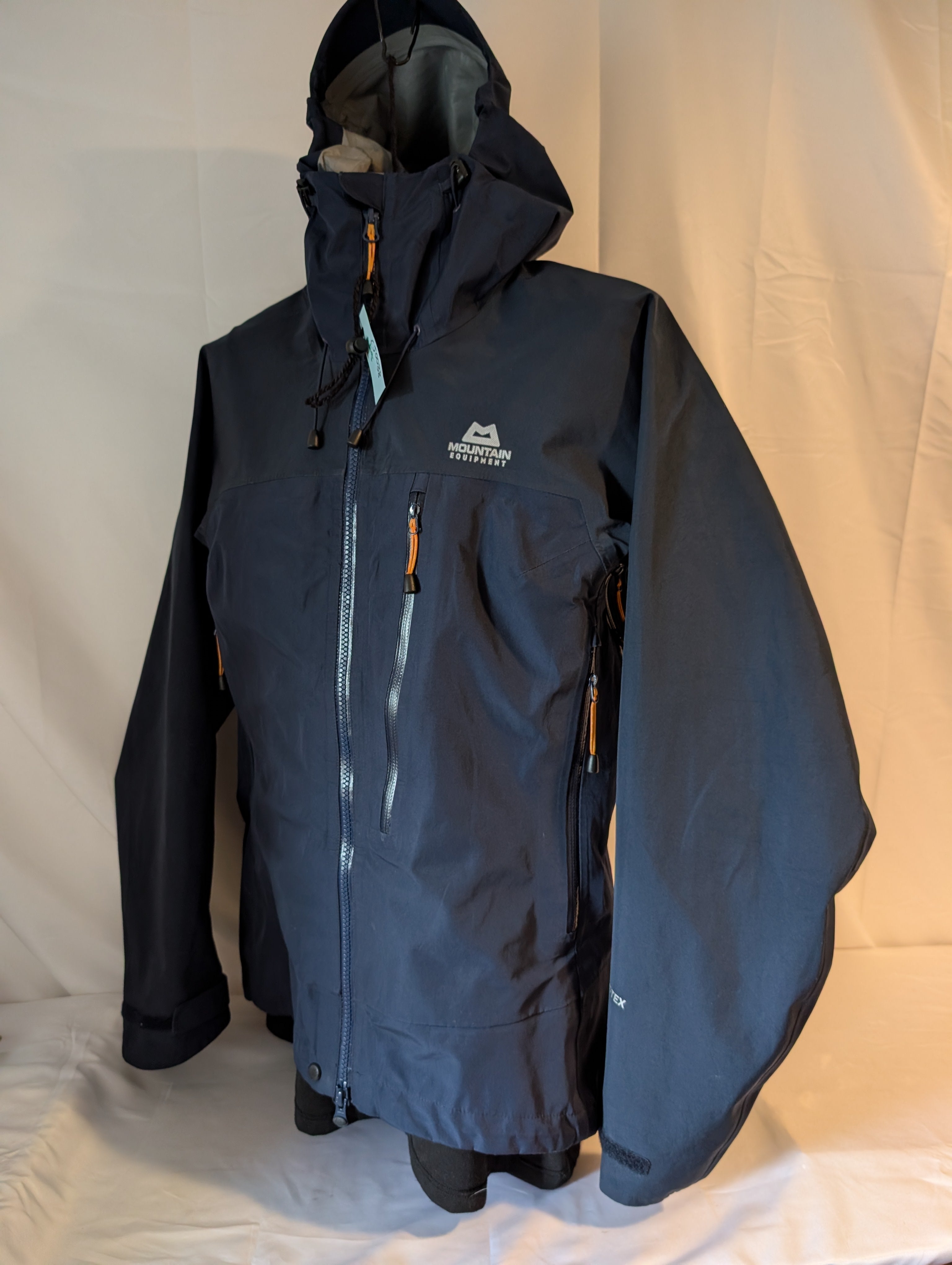 Mountain Hardware Technical Goretex jacket ♀ (Size 12) (#CJ0038)