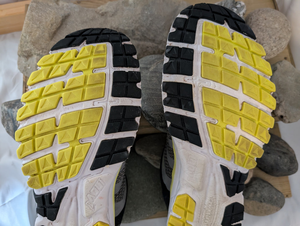 Title &nbsp; &nbsp;Inov-8 RoadClaw 275, Men's road running shoes, size 11.5 (F0105)