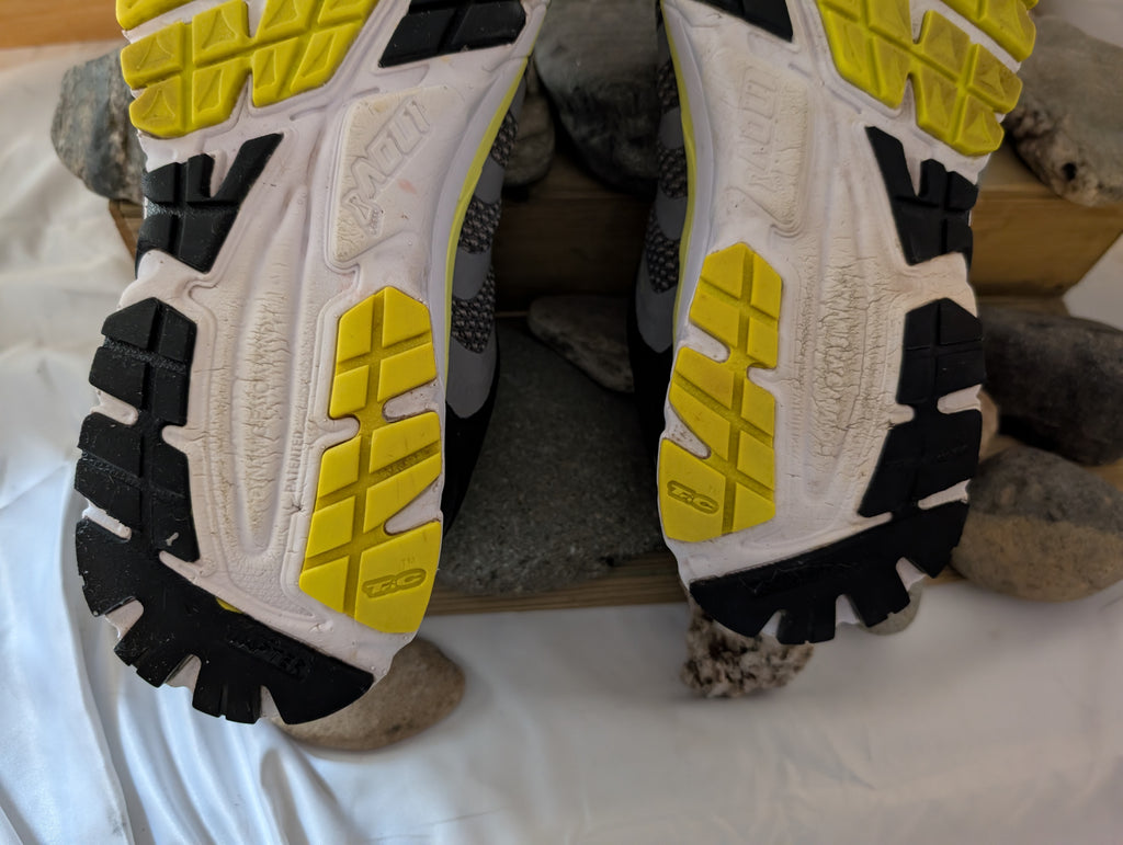Title &nbsp; &nbsp;Inov-8 RoadClaw 275, Men's road running shoes, size 11.5 (F0105)