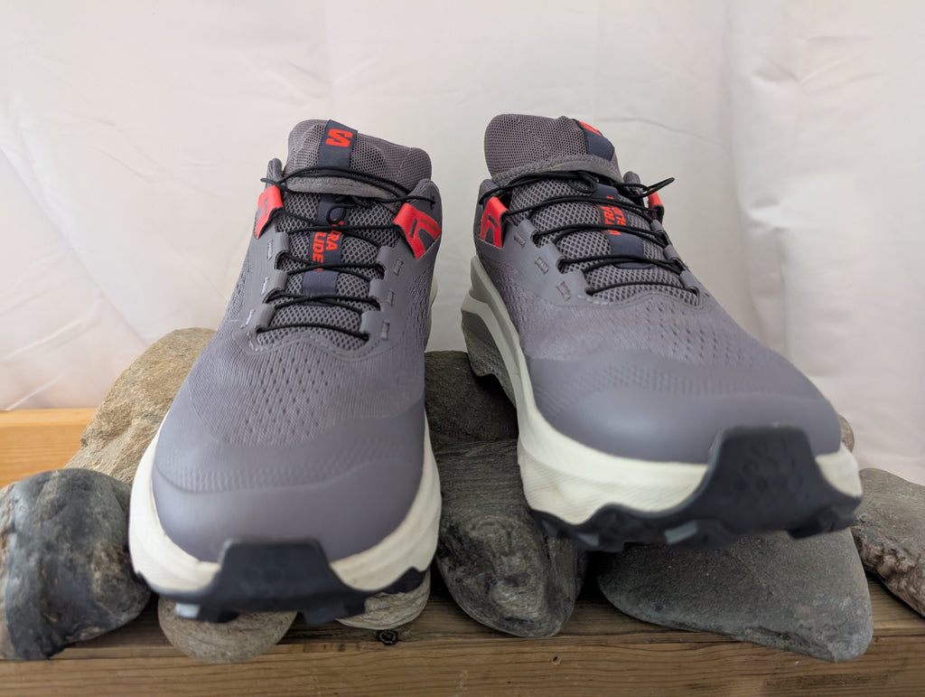 Salomon, Ultra glide 3, men's trail running, size 8.5 (F0110)