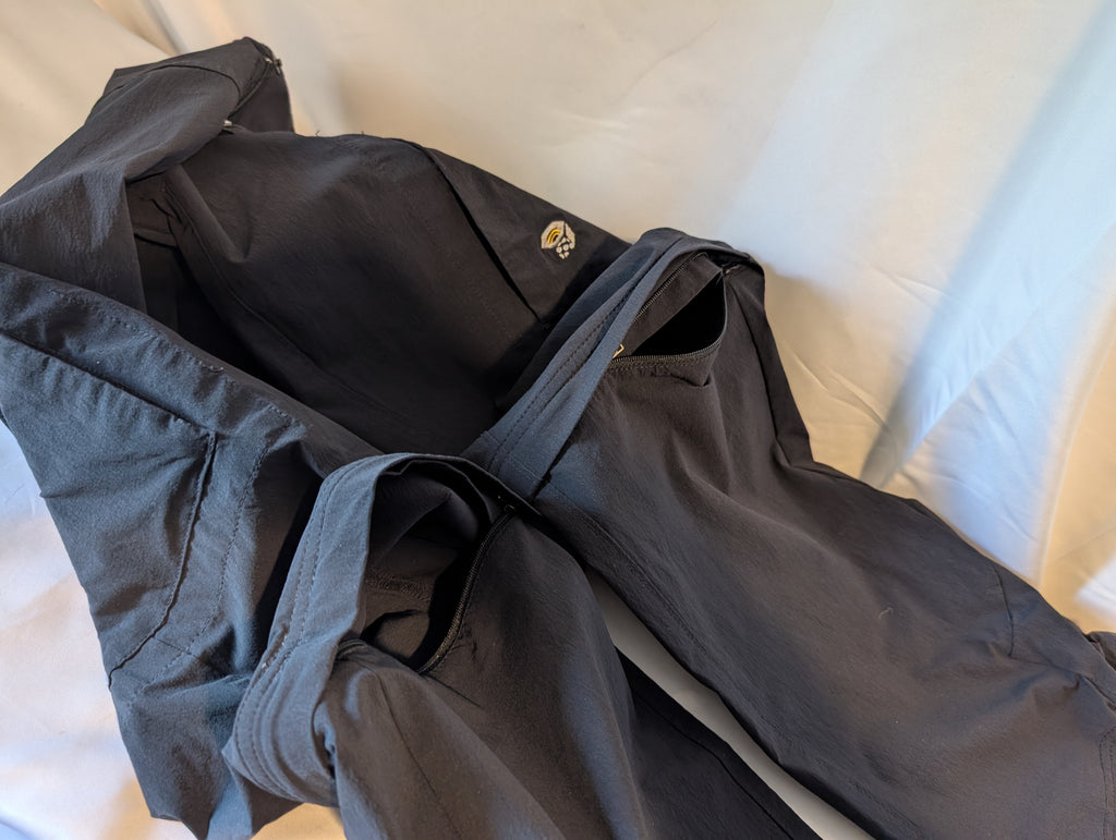 Mountain Hardwear, Zip-off Black Hiking pants, Women's Size US 4R (UK size 8-10) #CP0017