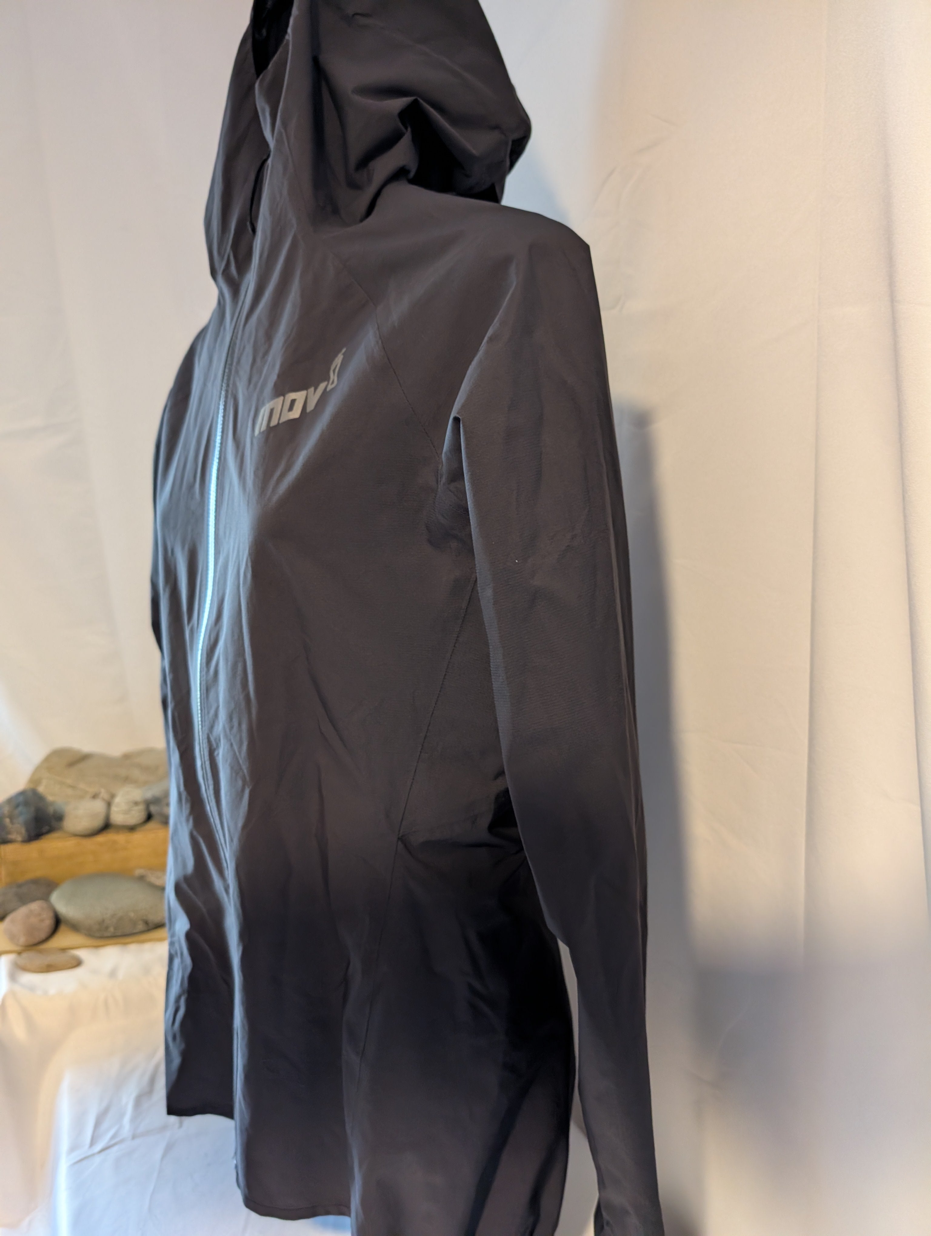 Inov-8 VentureLite Women's Waterprooof Jacket, Black, Size 12 (CJ0041)