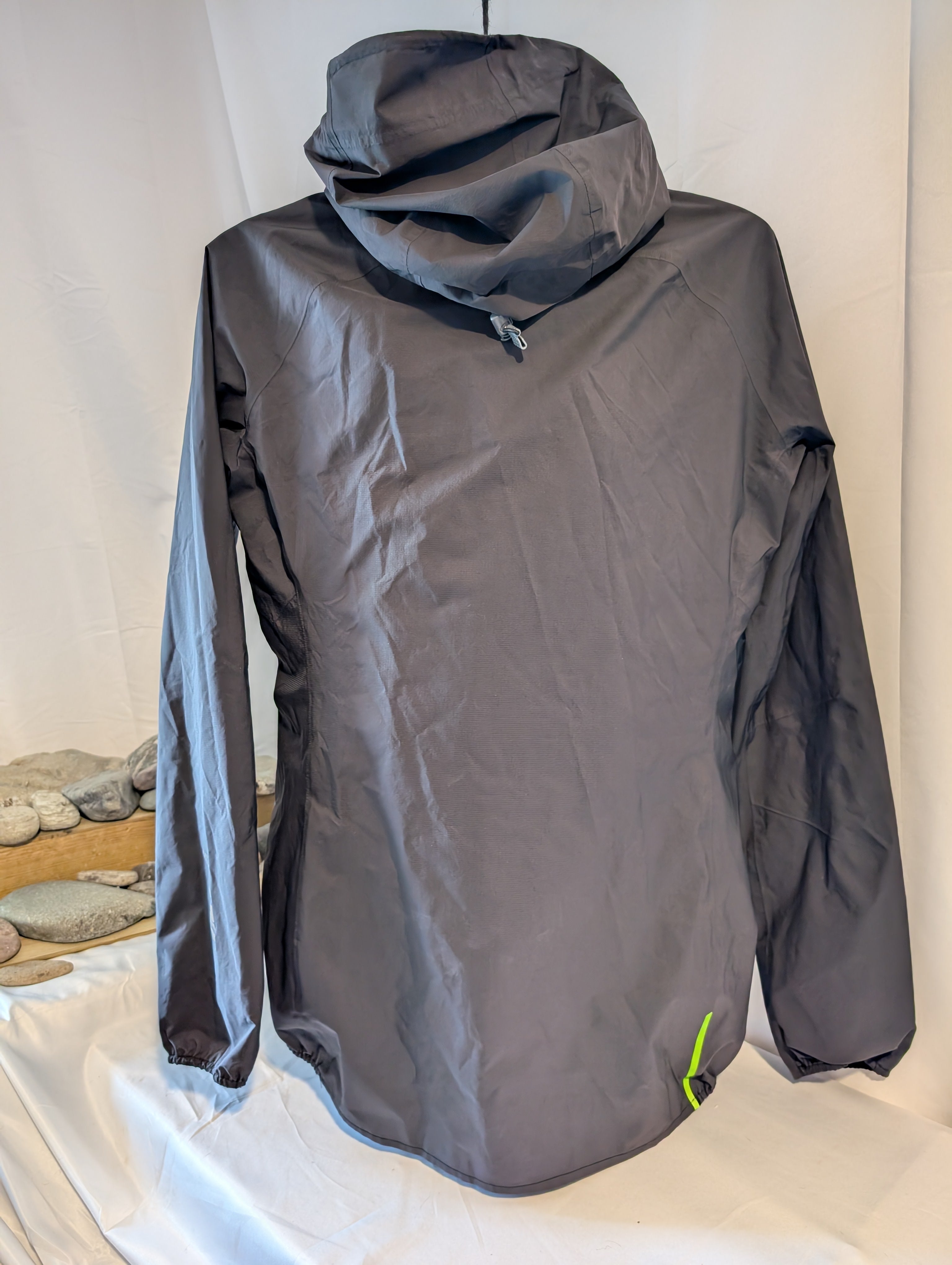 Inov-8 VentureLite Women's Waterprooof Jacket, Black, Size 12 (CJ0041)