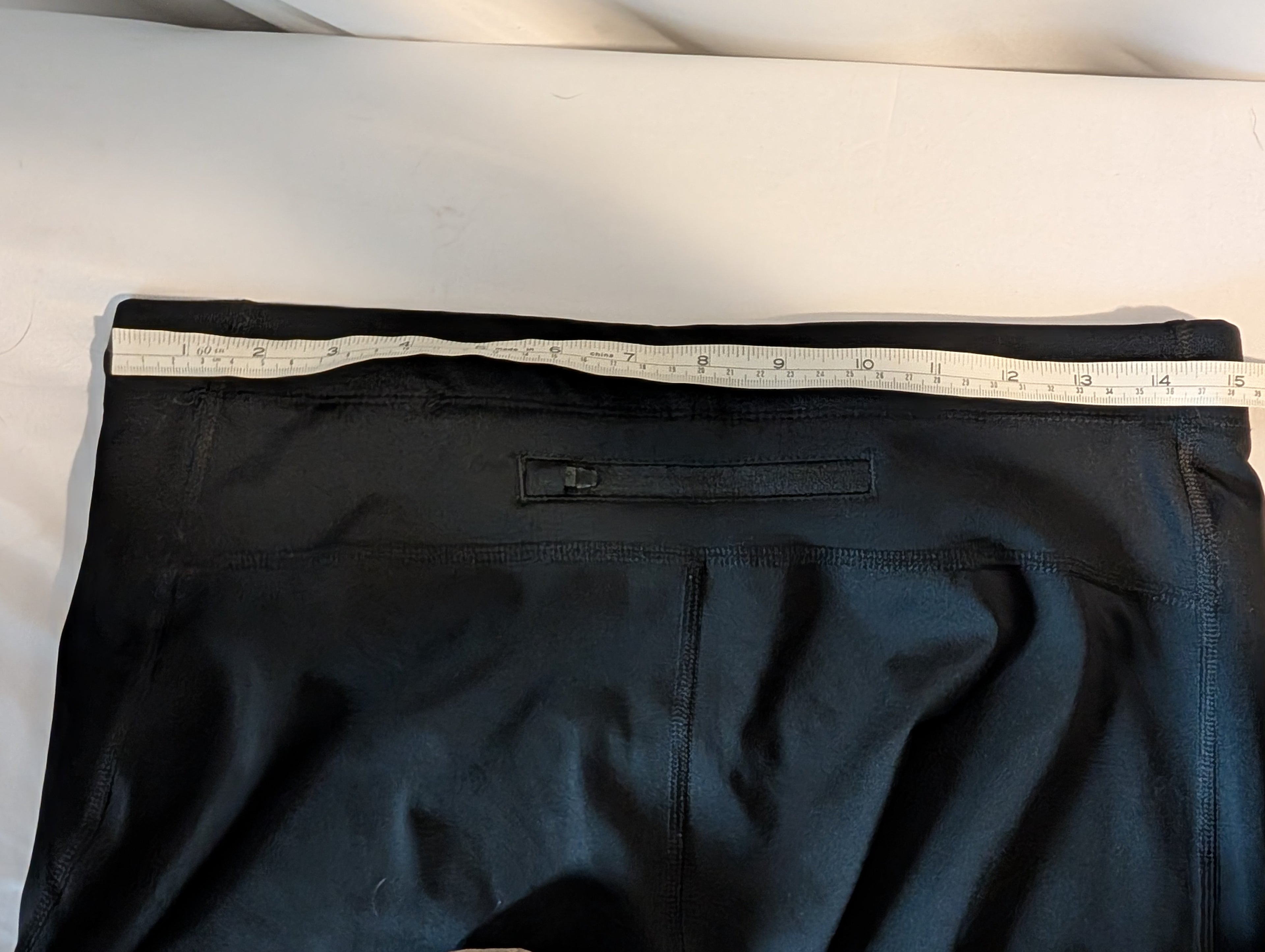 Asics women's Race tight leggings, Size L (CL0009)