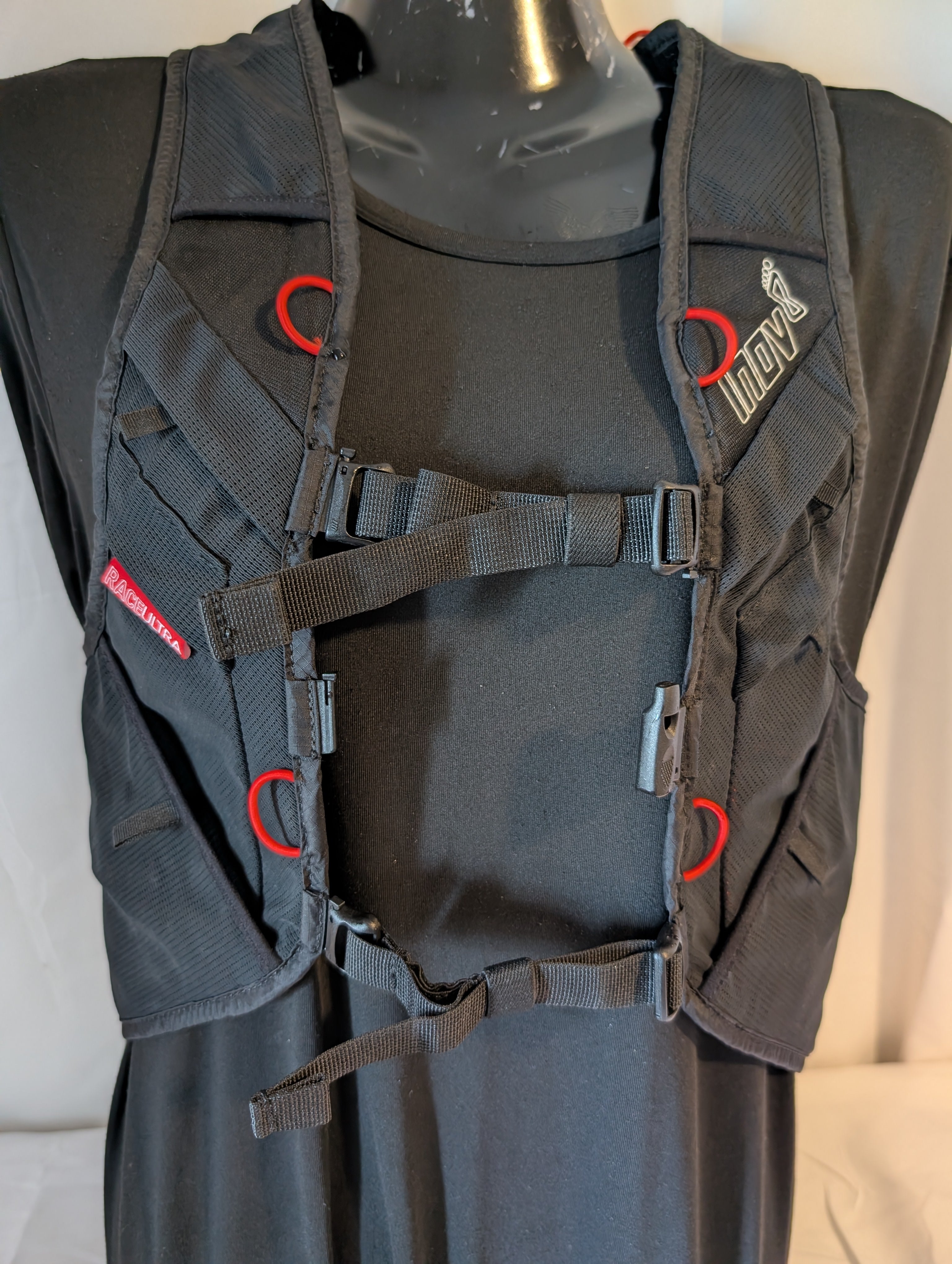 Inov-8 Race Ultra hydration vest, unisex, adjustable size and fitting.