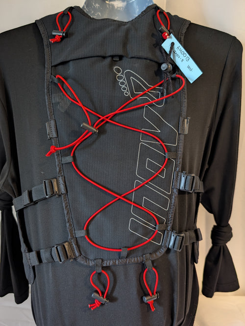 Inov-8 Race Ultra hydration vest, unisex, adjustable size and fitting.