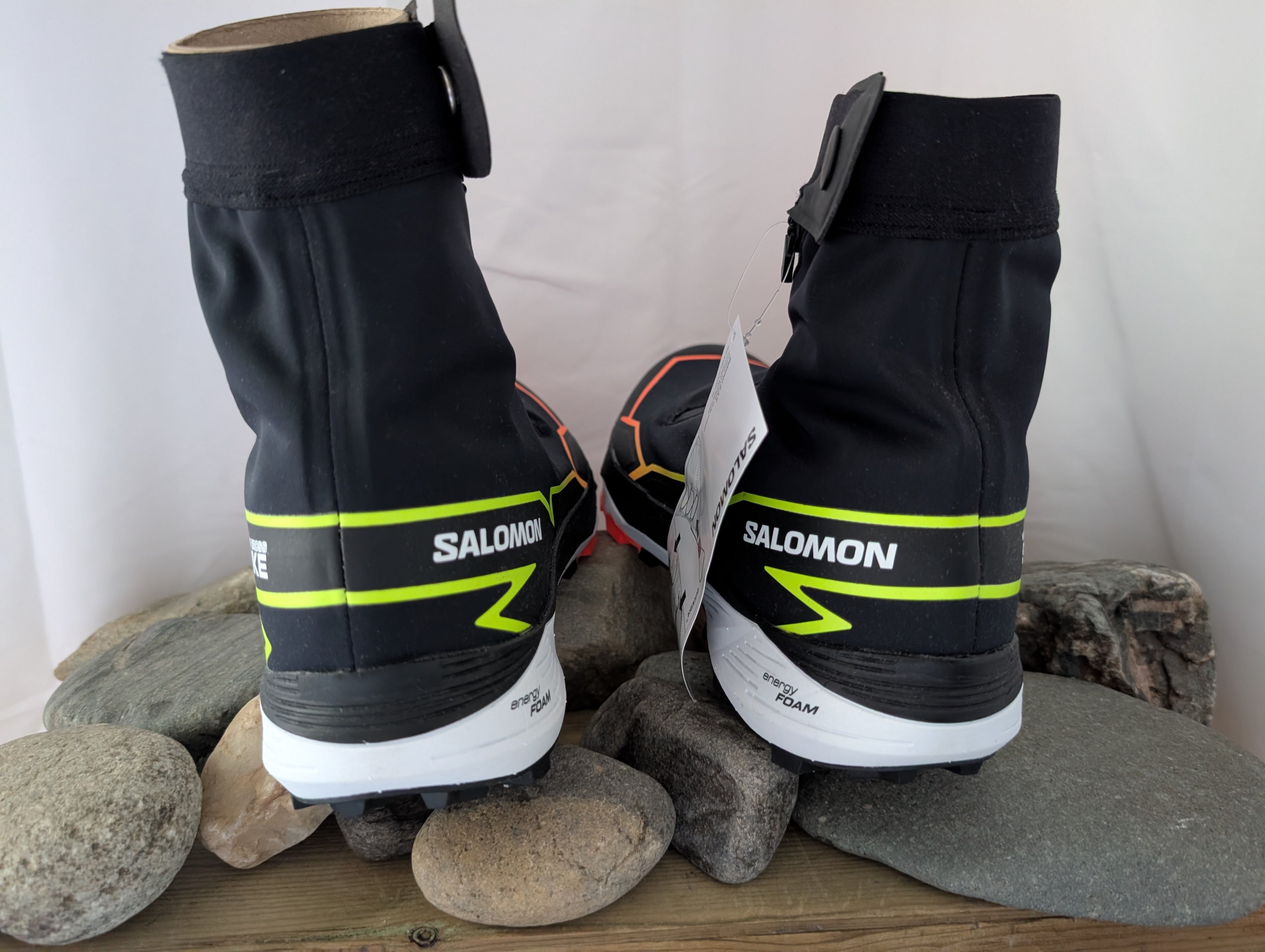 Salomon Winter Cross spikes, Trail Running, Mens, size 9, BNWT (F0118)