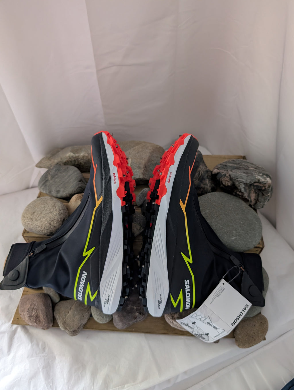 Salomon Winter Cross spikes, Trail Running, Mens, size 9, BNWT (F0118)