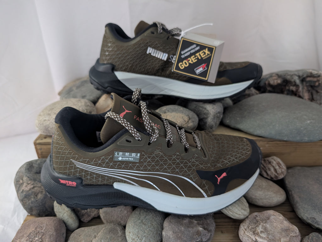 Puma, Fast-Trac Nitro, women's goretex trail running shoes, size 4.5 (F0119)