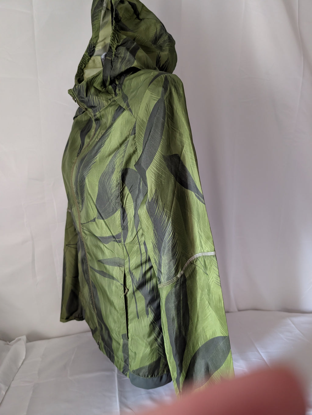 Salomon, Agile Wind Print, women's running jacket, size s (CJ0043).