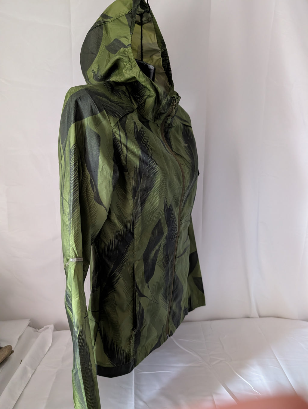Salomon, Agile Wind Print, women's running jacket, size s (CJ0043).