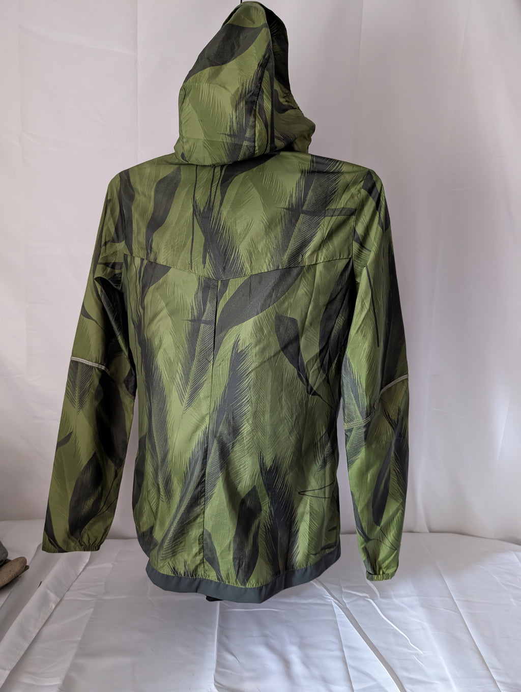 Salomon, Agile Wind Print, women's running jacket, size s (CJ0043).