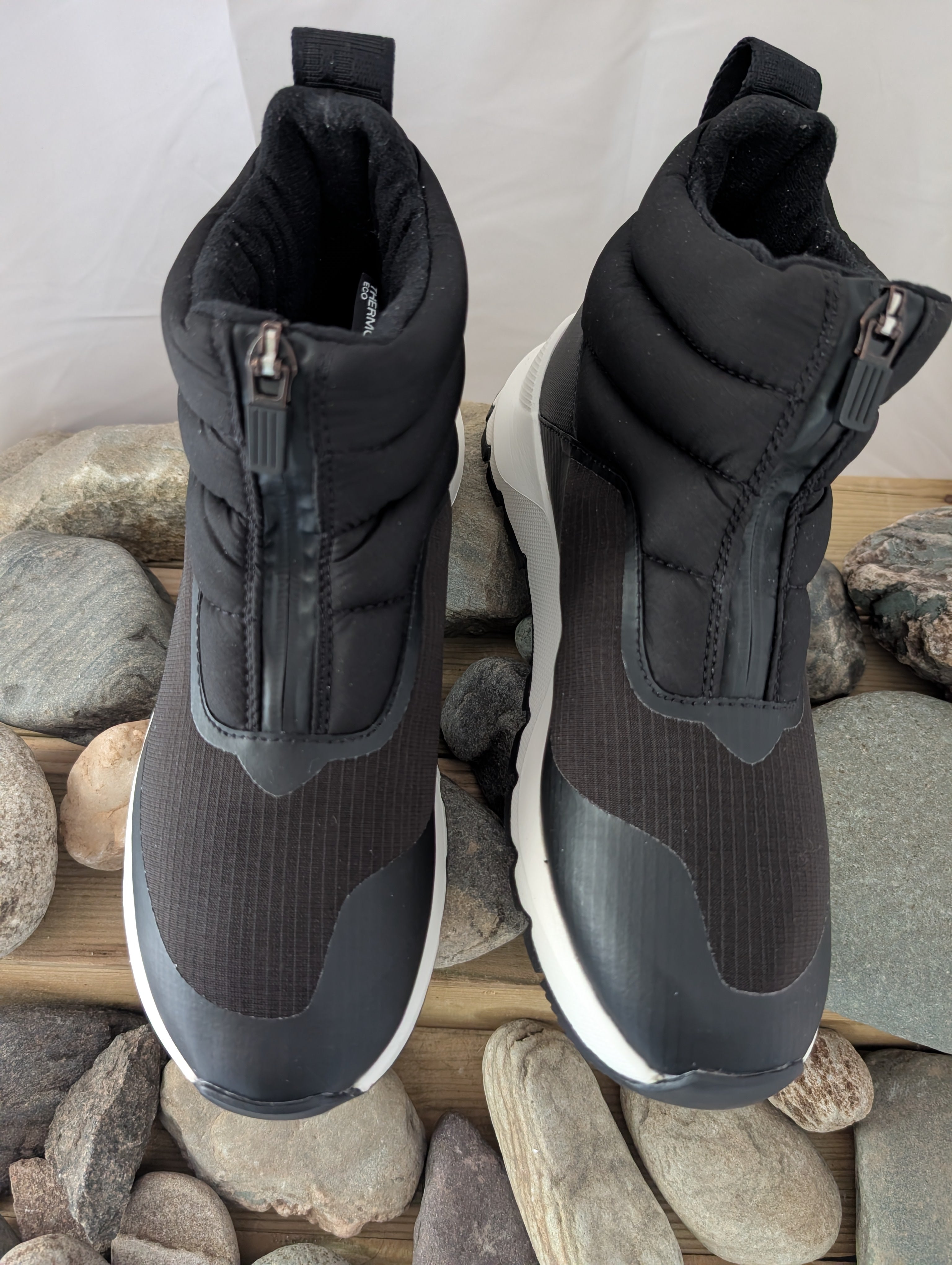 North Face,  Thermoball Progressive zip snow boots, women's size 4 (F0122)