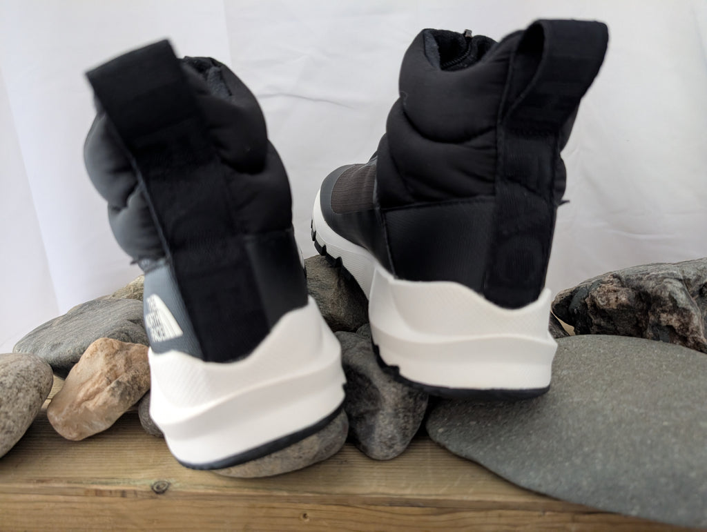 North Face,  Thermoball Progressive zip snow boots, women's size 4 (F0122)