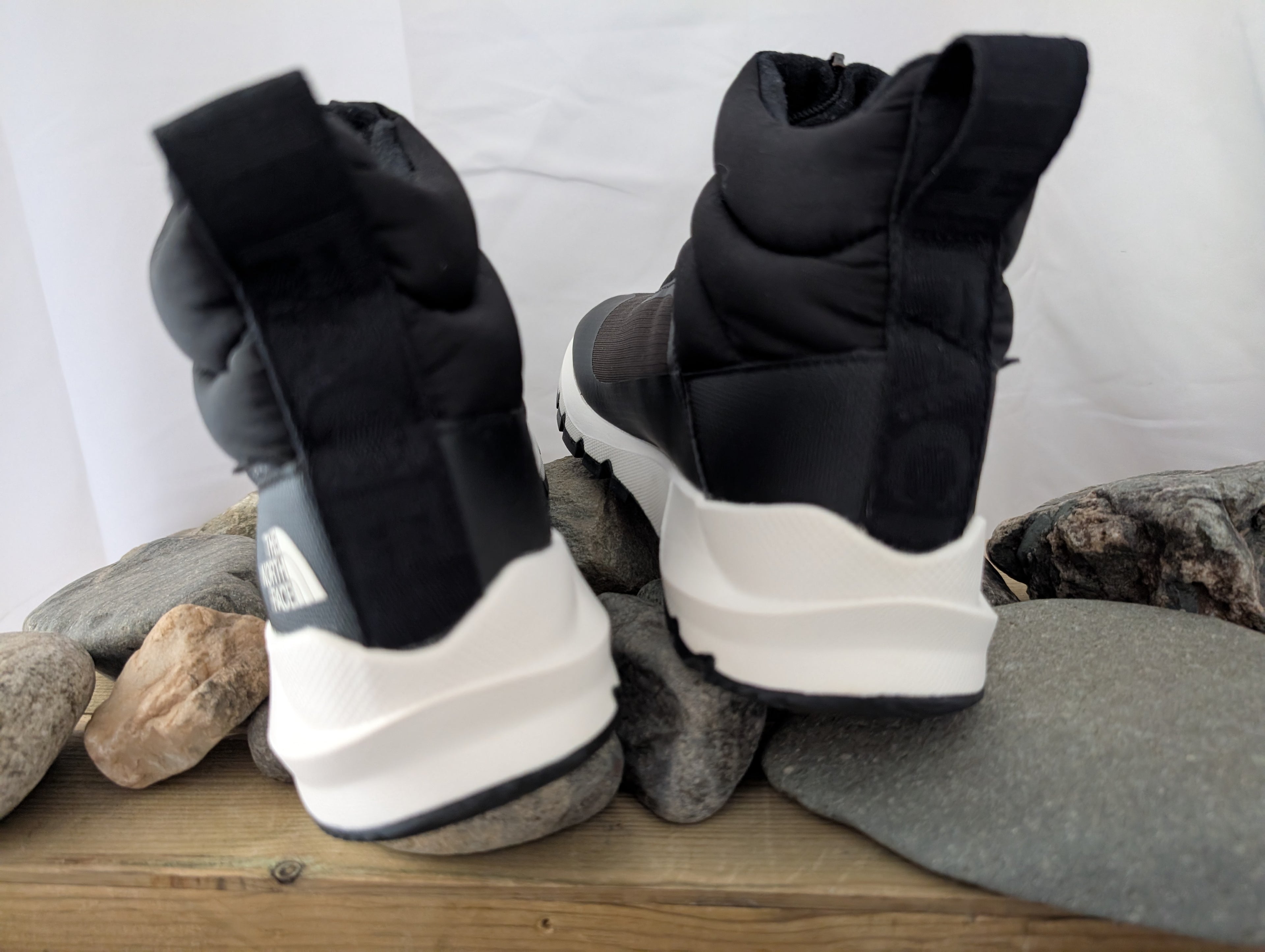 North Face,  Thermoball Progressive zip snow boots, women's size 4 (F0122)