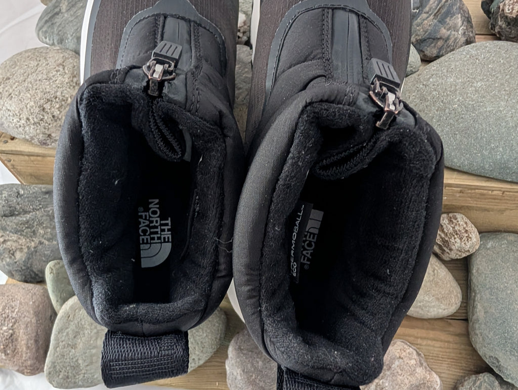 North Face,  Thermoball Progressive zip snow boots, women's size 4 (F0122)
