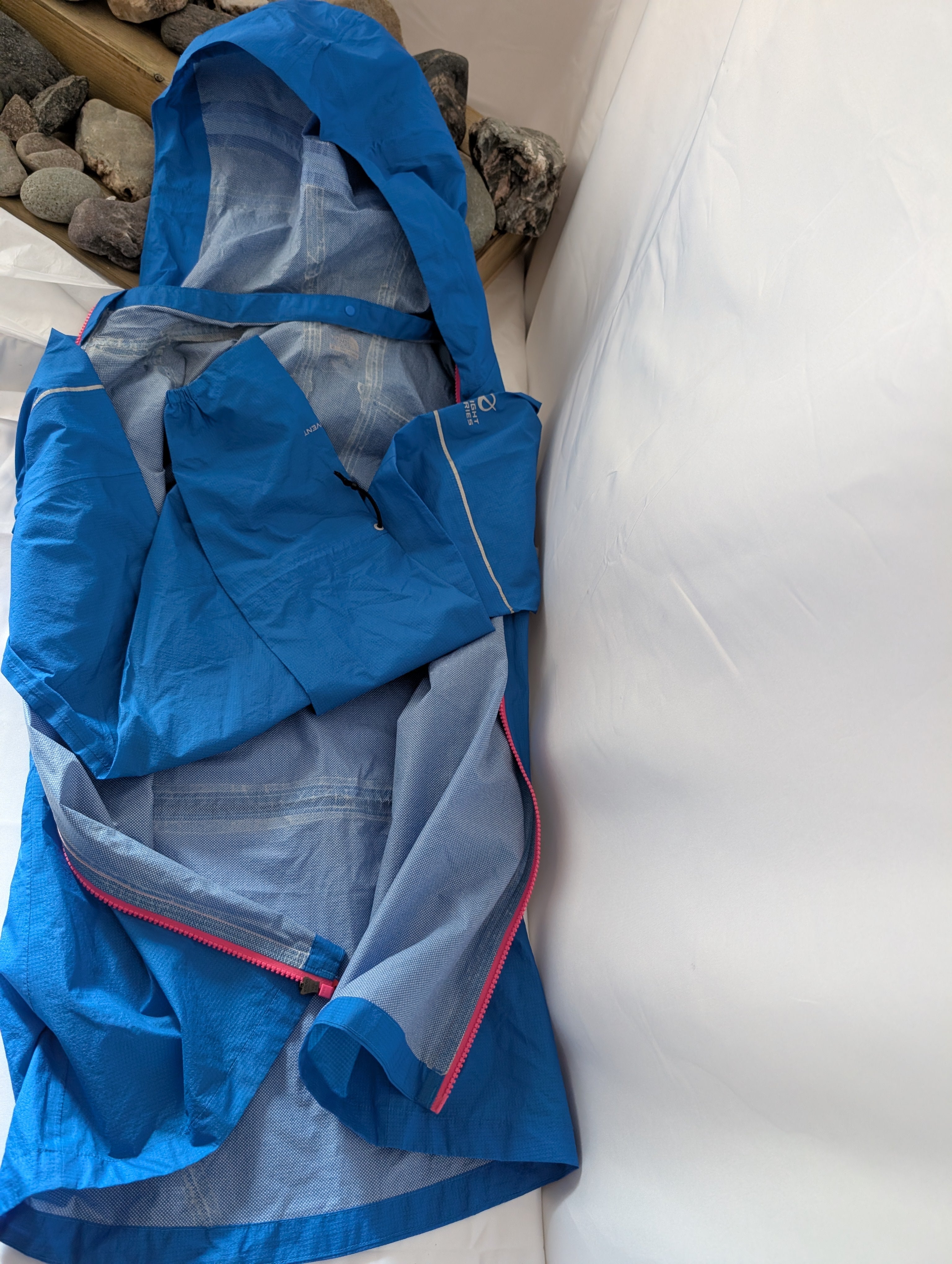 The North Face, Flight Series 'Storm Stow', women's WP trail running jacket, size S (CJ0046)