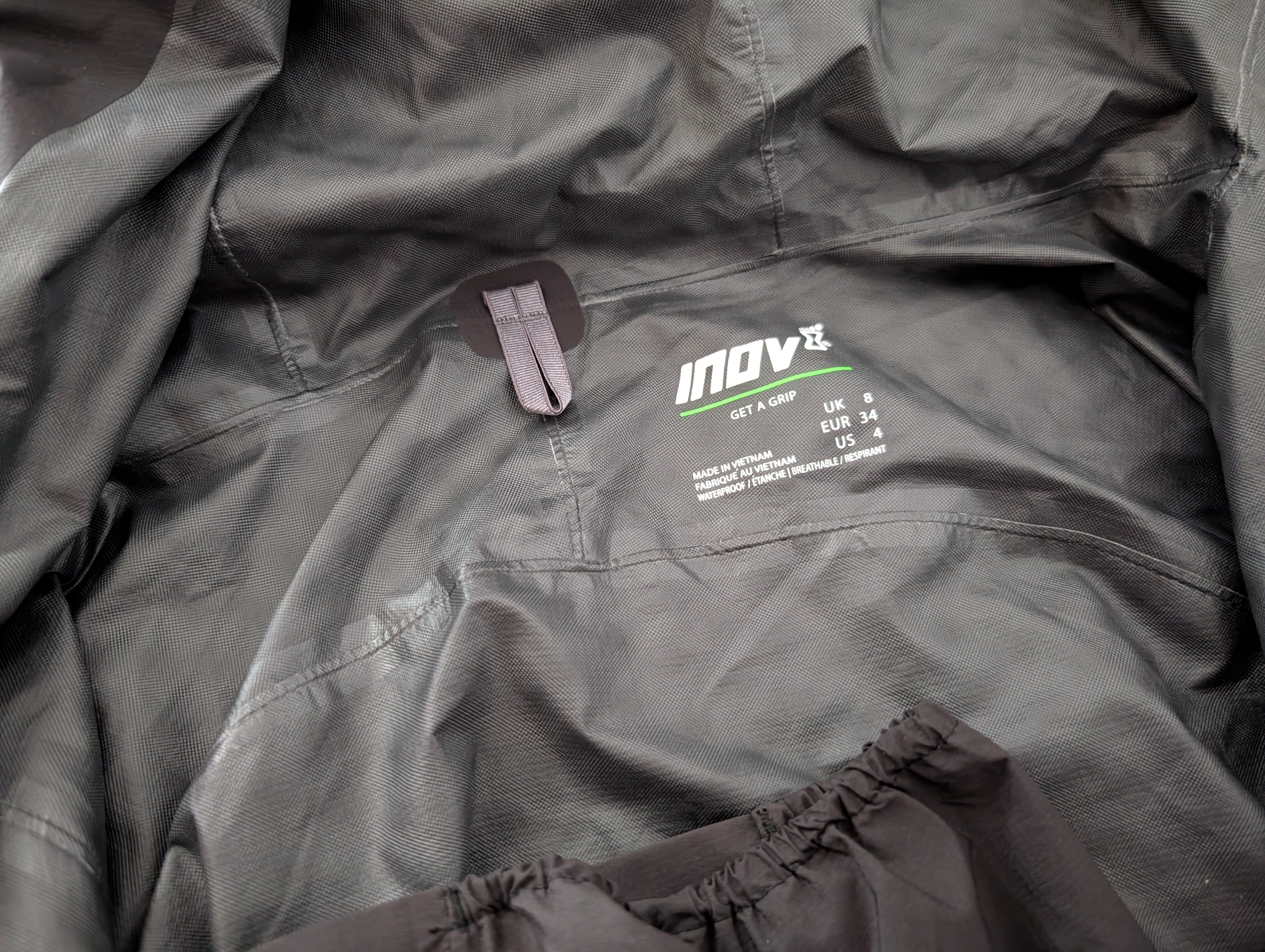 Inov-8 Stormshell FZ V2, women's waterproof trail running jacket, size 8 (CJ0047)