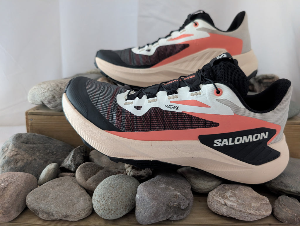 Salomon Genesis, women's trail running shoes, size 6.5 (F0124)