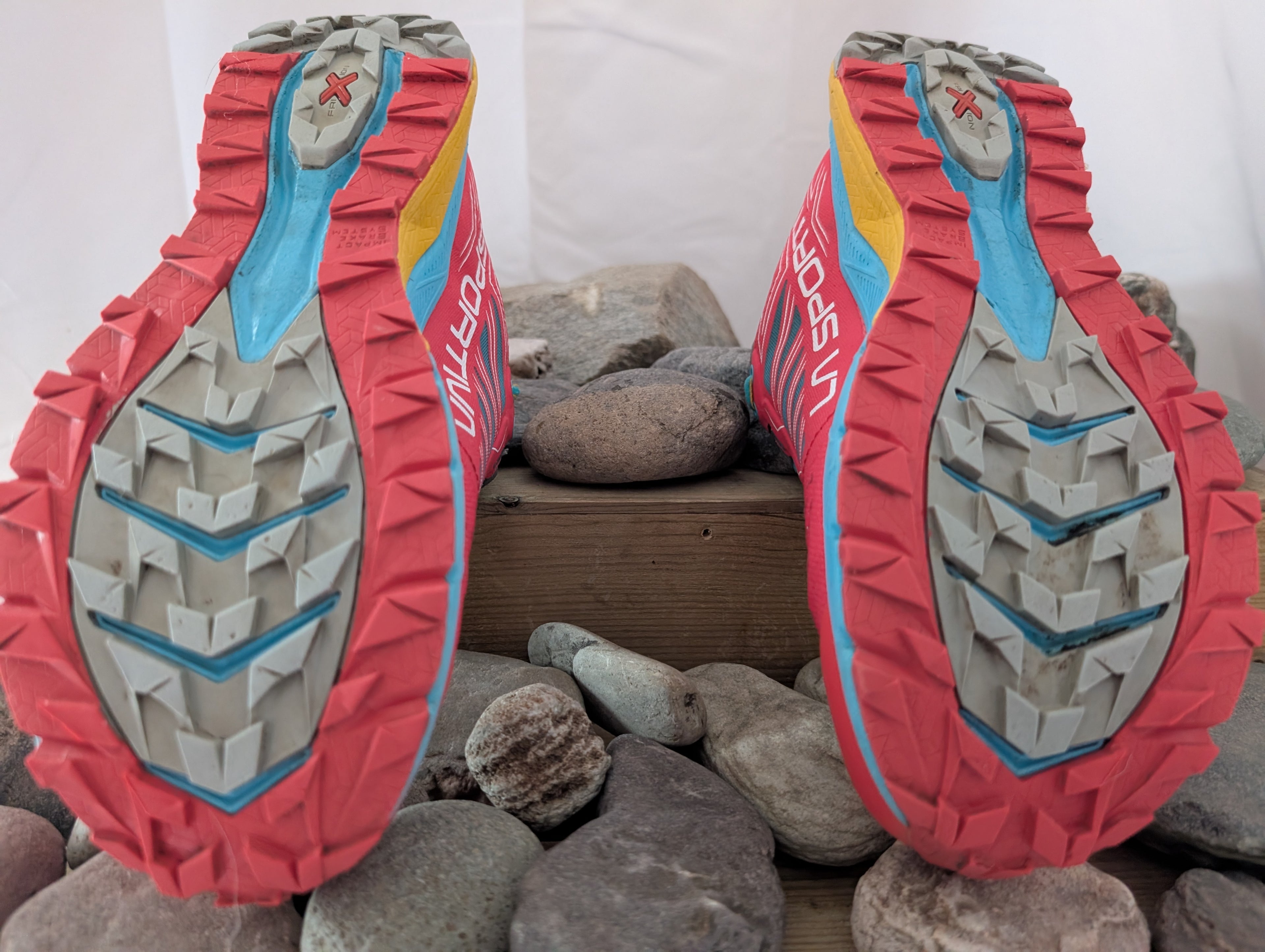 La Sportiva Jackal (v1), women's Trail Running Shoes, Size