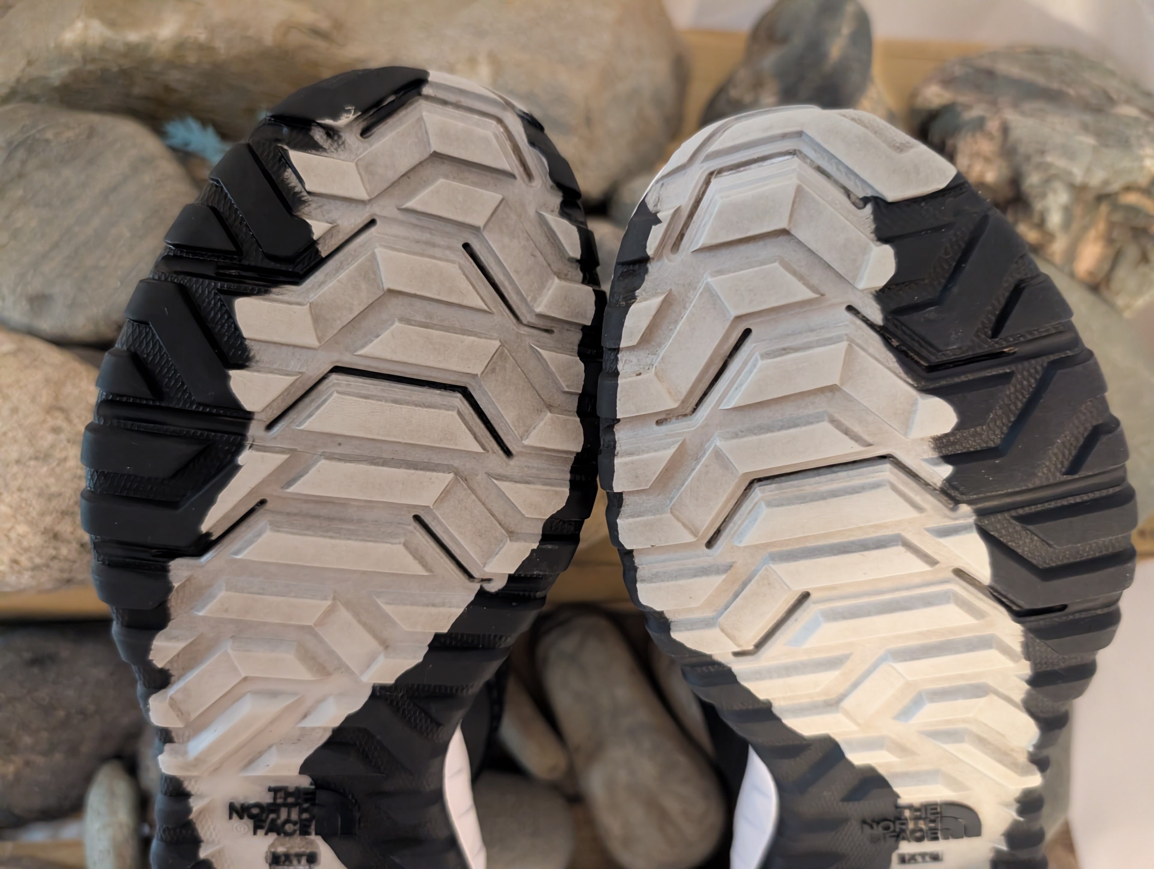 The North Face, Ultra Swift, women's trail running shoes, size 5.5 (F0125)