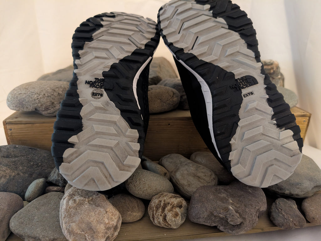 The North Face, Ultra Swift, women's trail running shoes, size 5.5 (F0125)