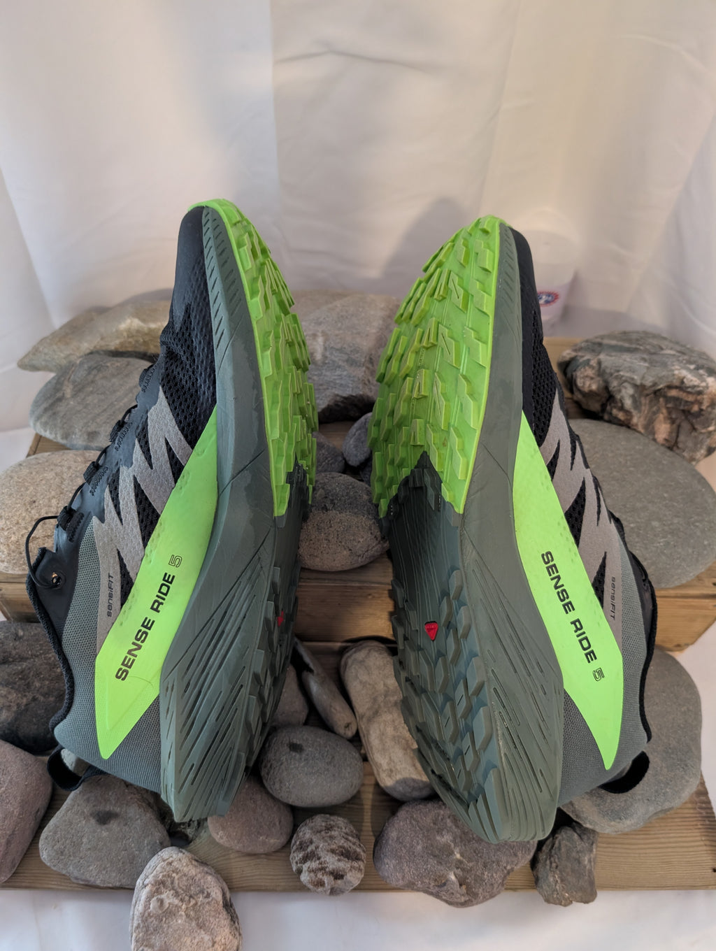 Title	Salomon, Sense Ride 5, Men’s trail running shoes, Size 10 (F0126)