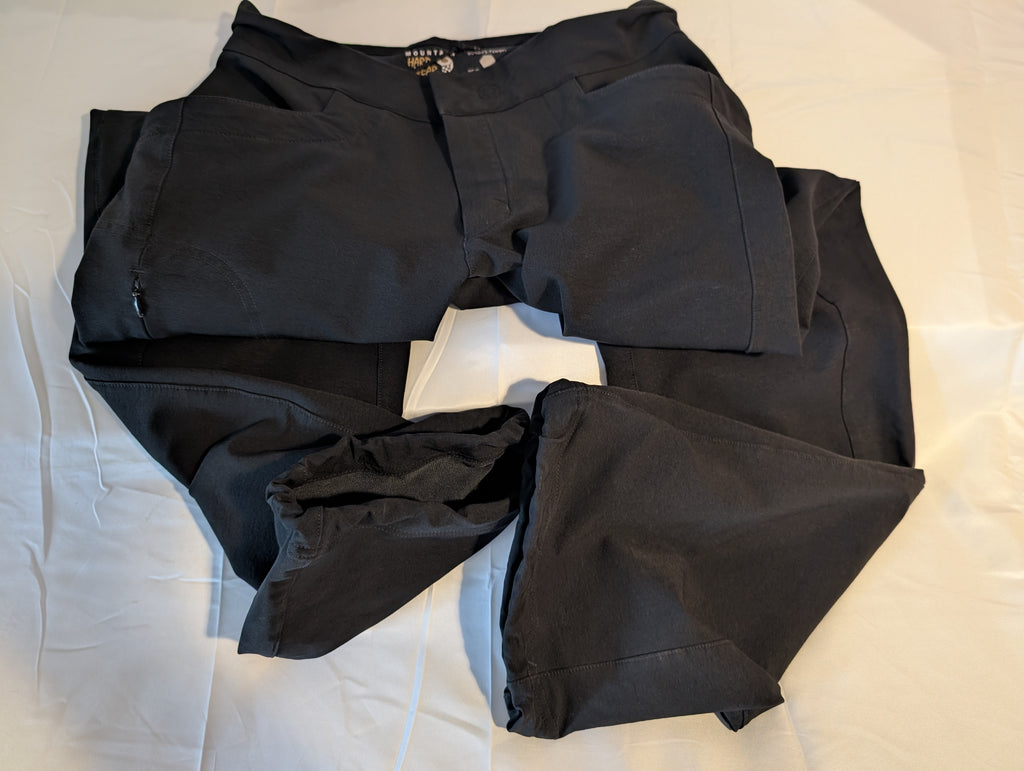 Mountain Hardwear,women's  alpine/mountaineering pants, size 8, CP0022