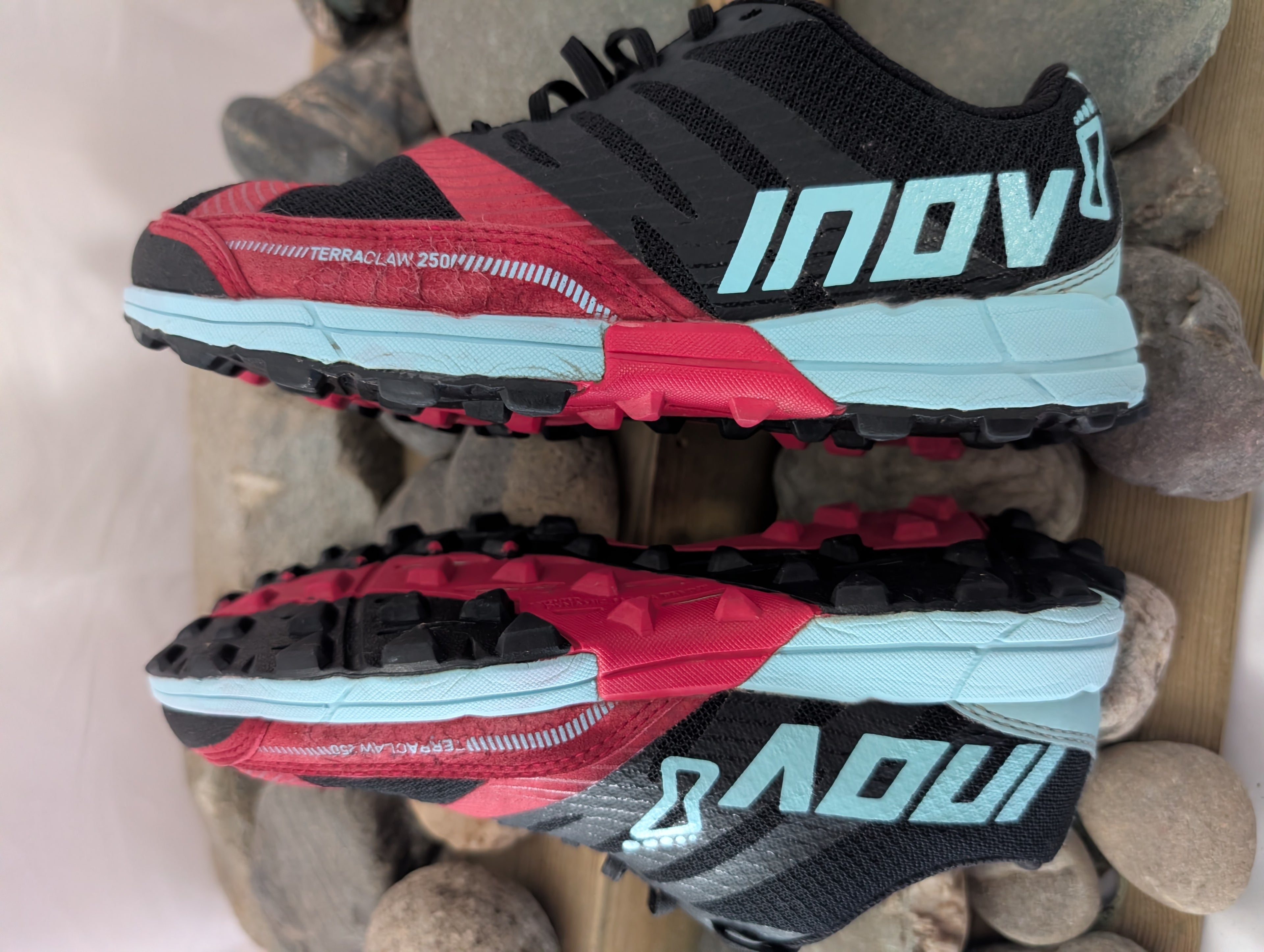 Inov-8 Terraclaw 250, Women's trail running shoes, size 4.5