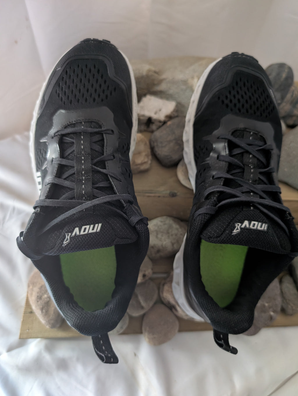 Inov-8, Parkclaw G280, Women's road-to-trail running shoes, Size 8 (F0134)